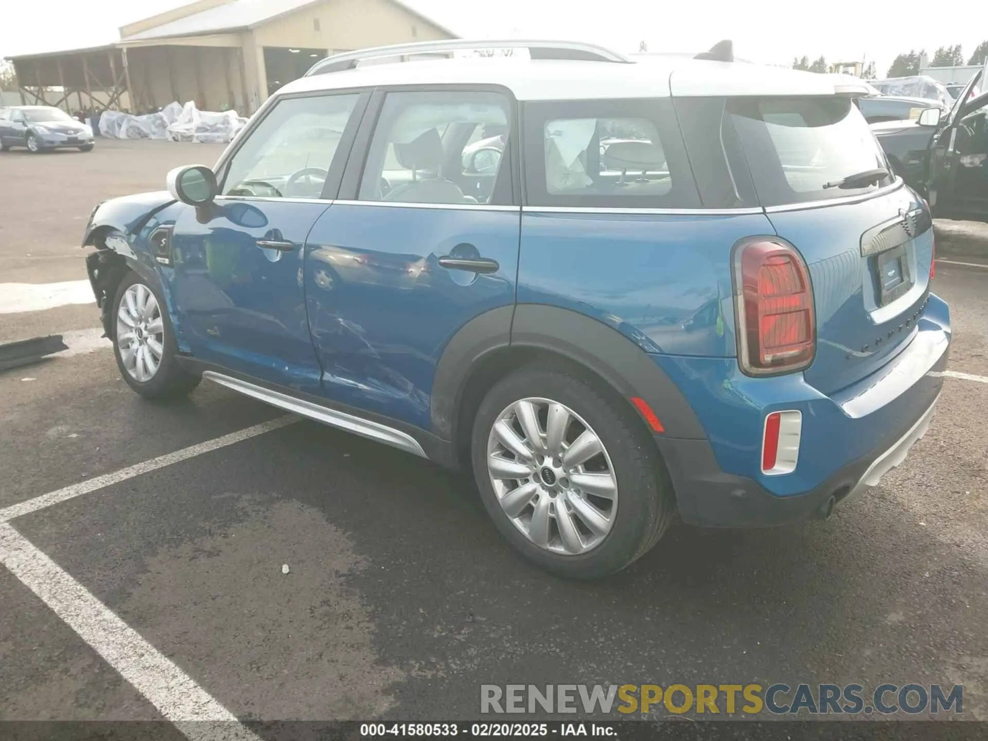 3 Photograph of a damaged car WMZ83BR05N3P16603 MINI COUNTRYMAN 2022