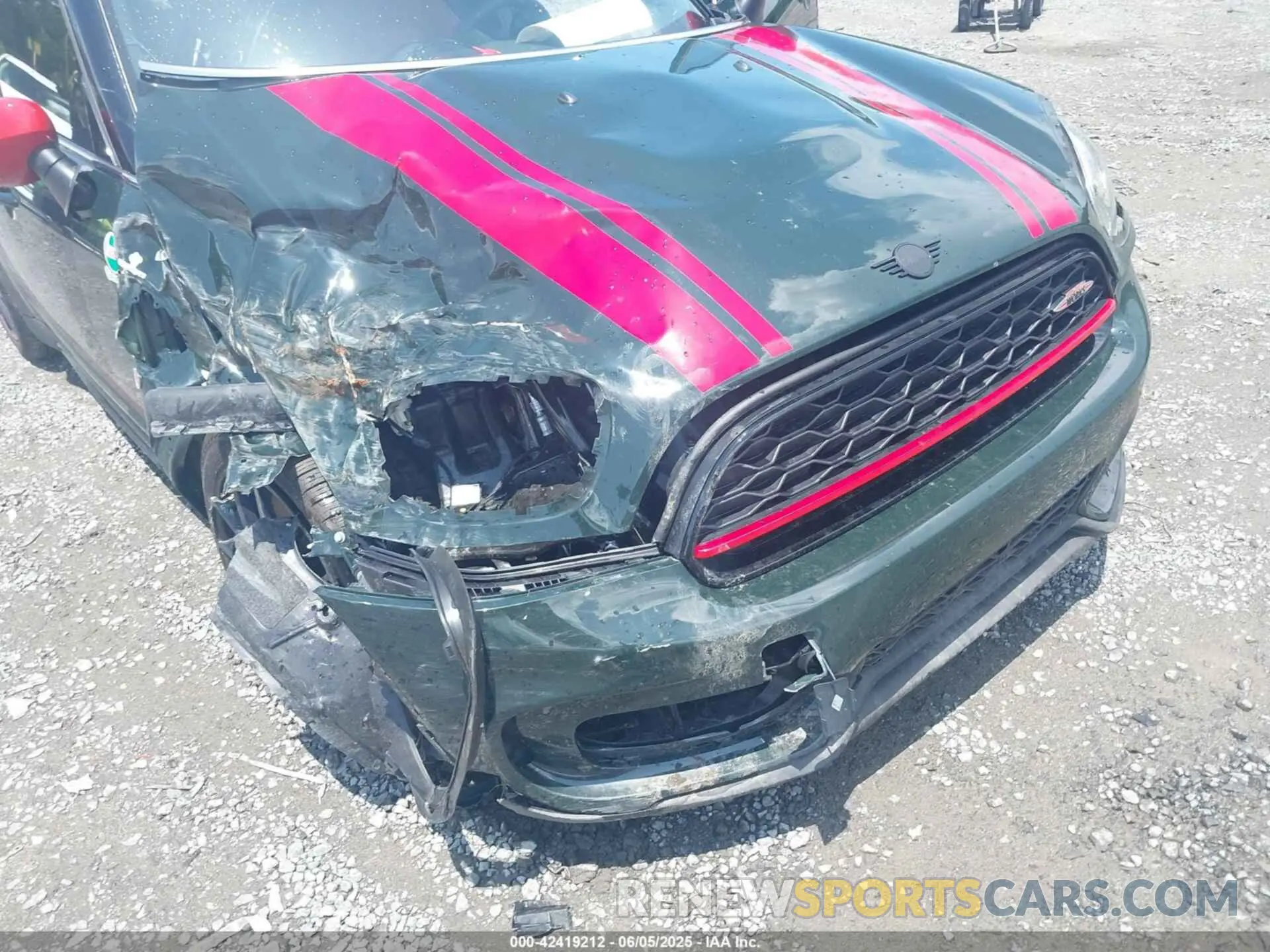 6 Photograph of a damaged car WMZ33BS09P3R00627 MINI COUNTRYMAN 2023