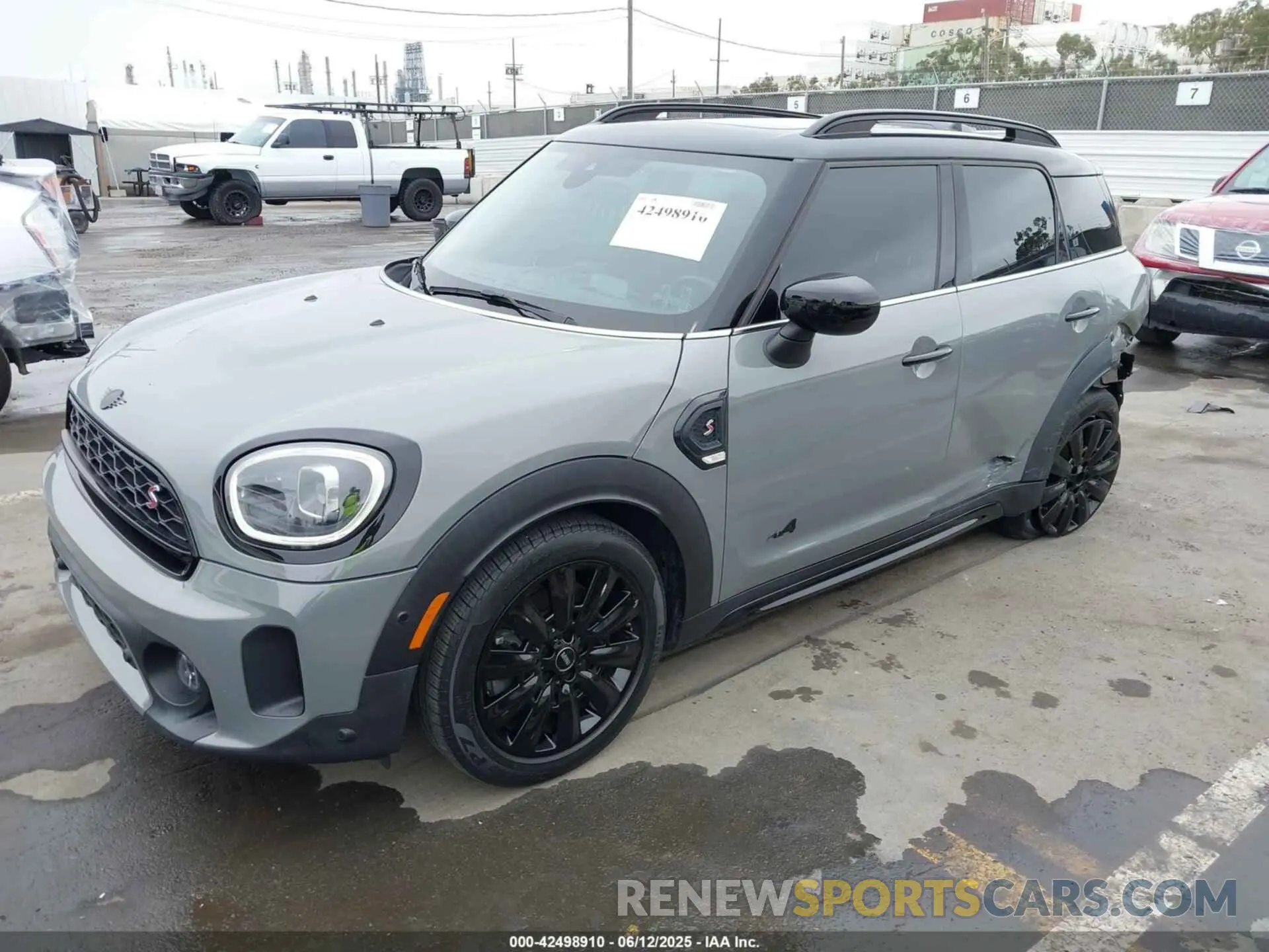 2 Photograph of a damaged car WMZ83BR07P3P70021 MINI COUNTRYMAN 2023