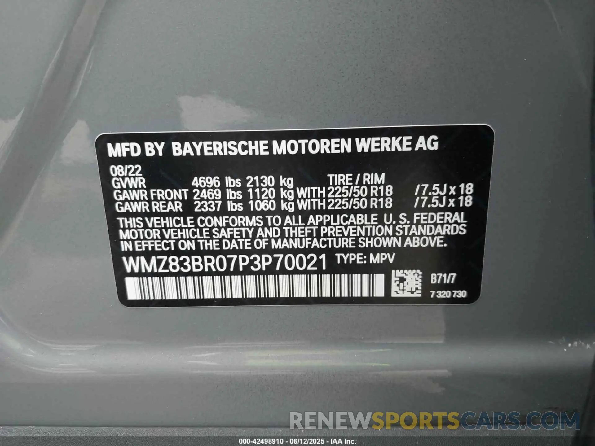 9 Photograph of a damaged car WMZ83BR07P3P70021 MINI COUNTRYMAN 2023