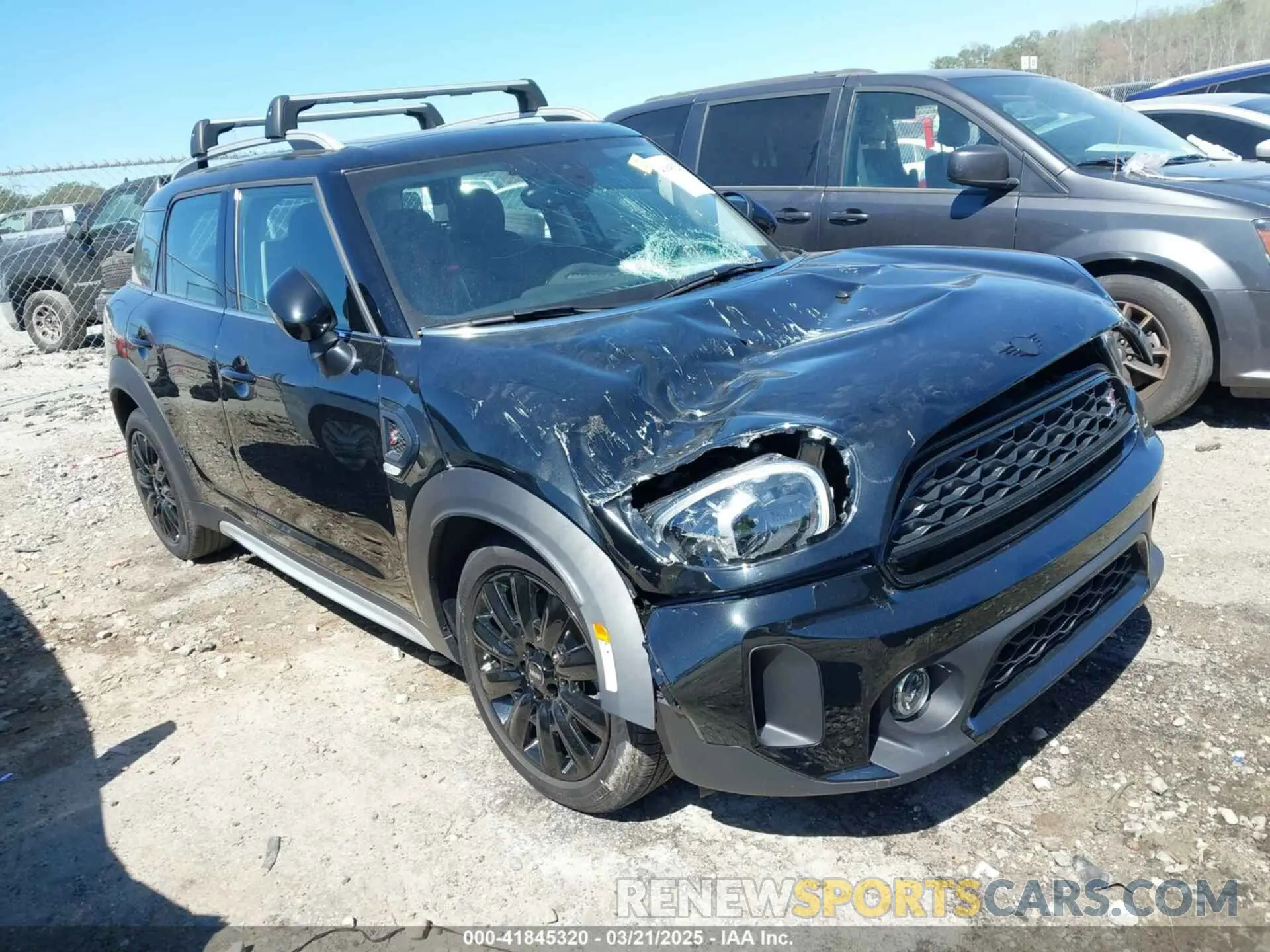 6 Photograph of a damaged car WMZ53BR08R3S33762 MINI COUNTRYMAN 2024
