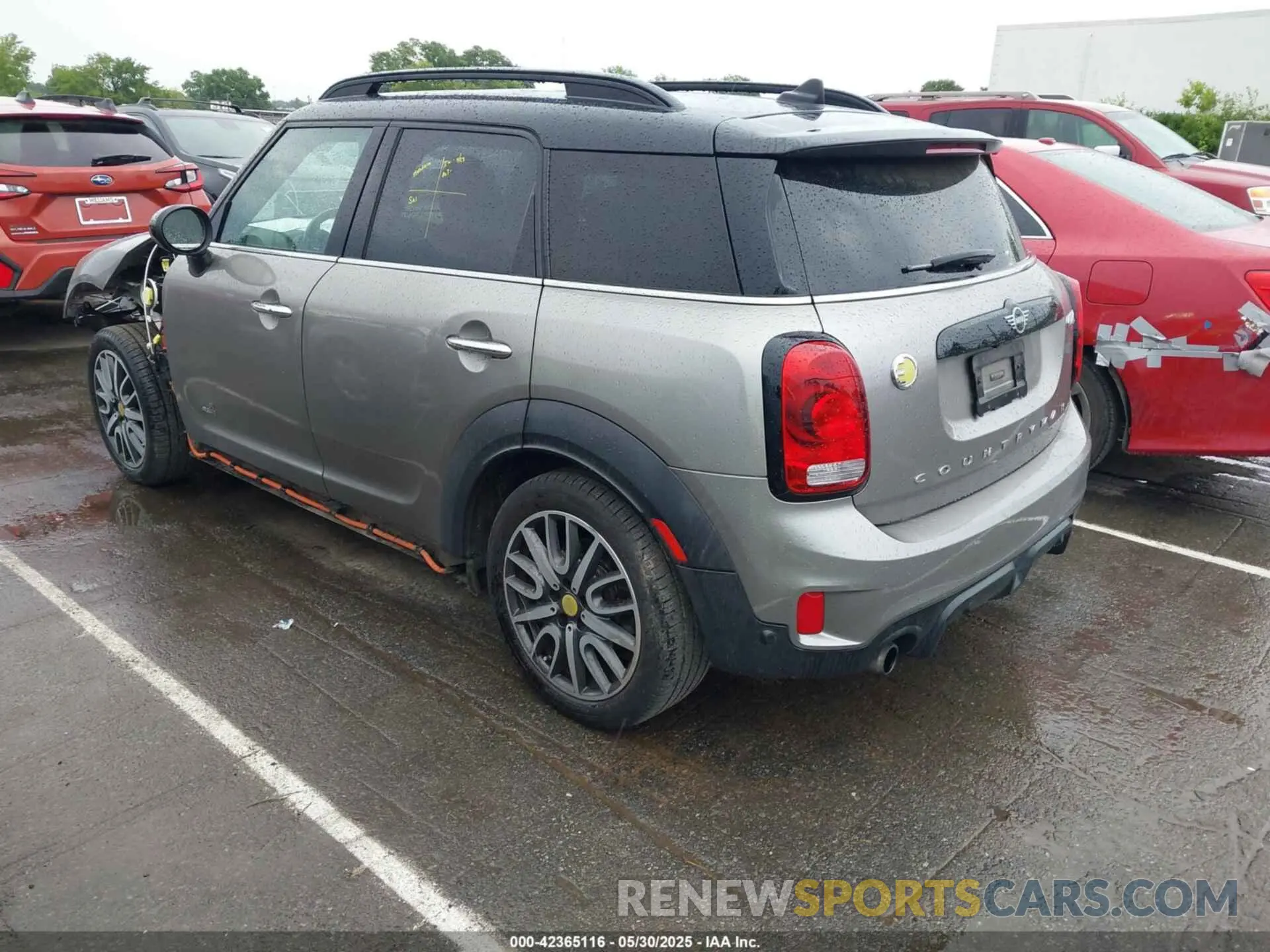 3 Photograph of a damaged car WMZYU7C58K3F93747 MINI E COUNTRYMAN 2019