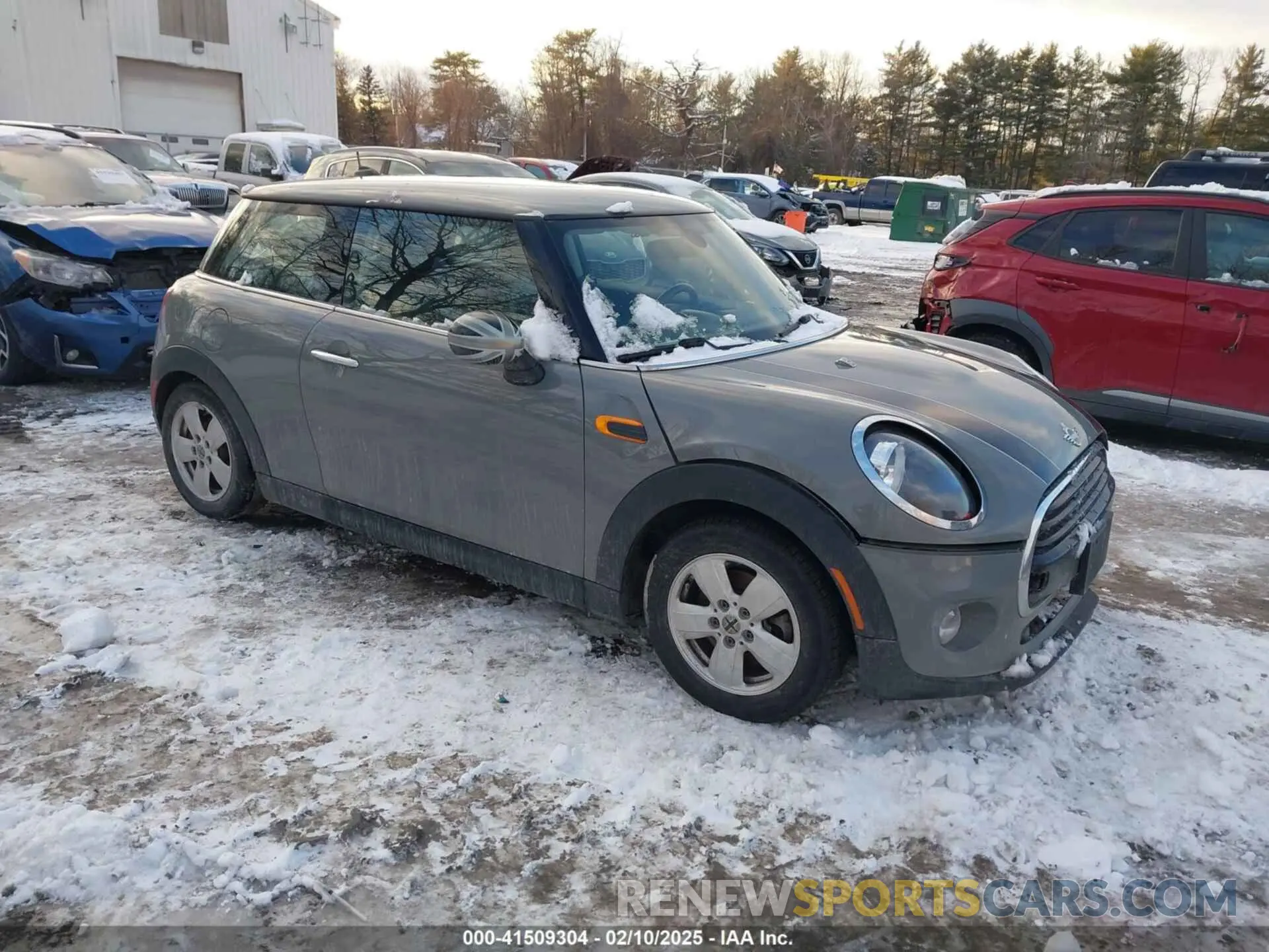 1 Photograph of a damaged car WMWXP5C52K2H91038 MINI HARDTOP 2019