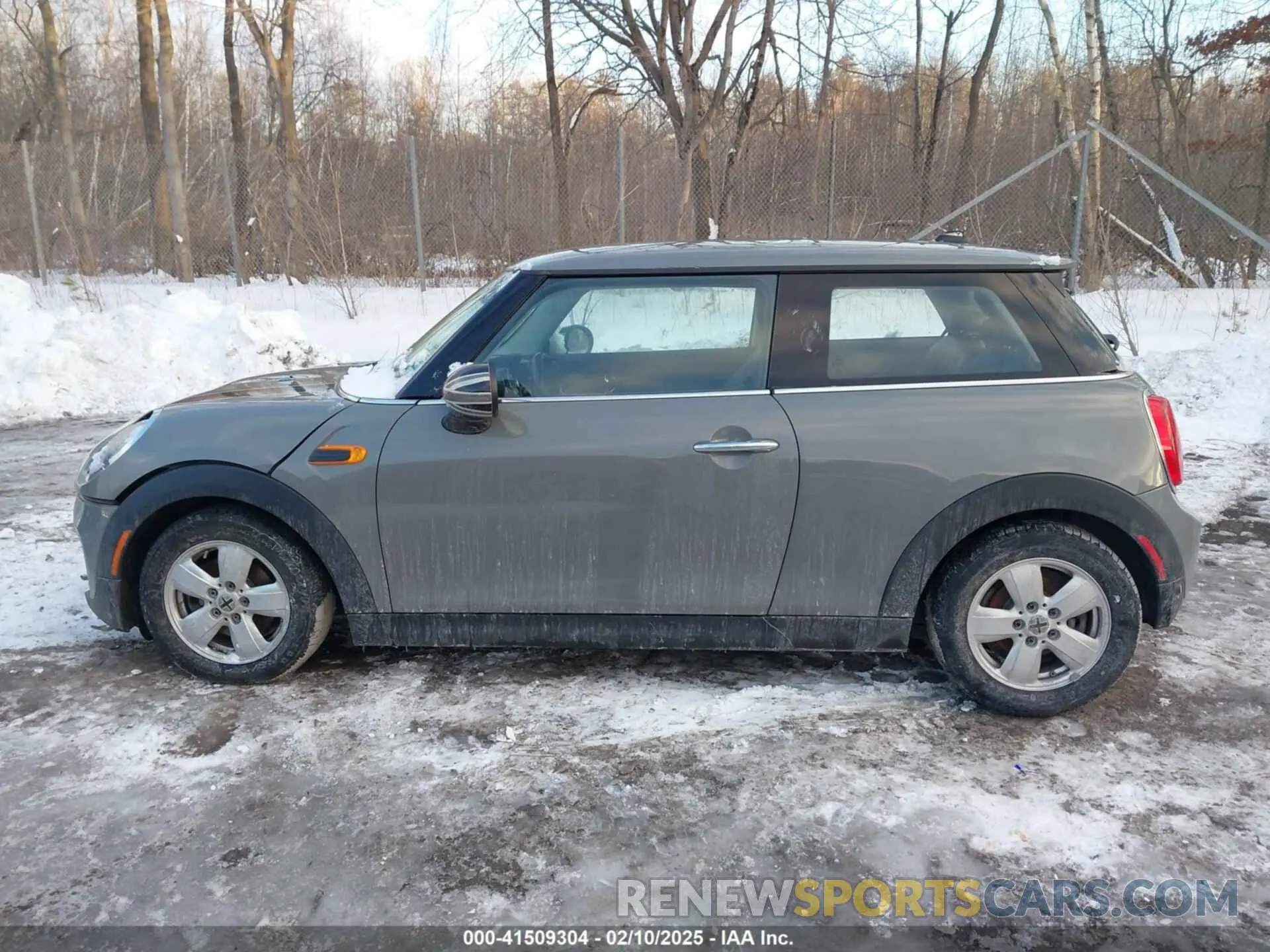 14 Photograph of a damaged car WMWXP5C52K2H91038 MINI HARDTOP 2019