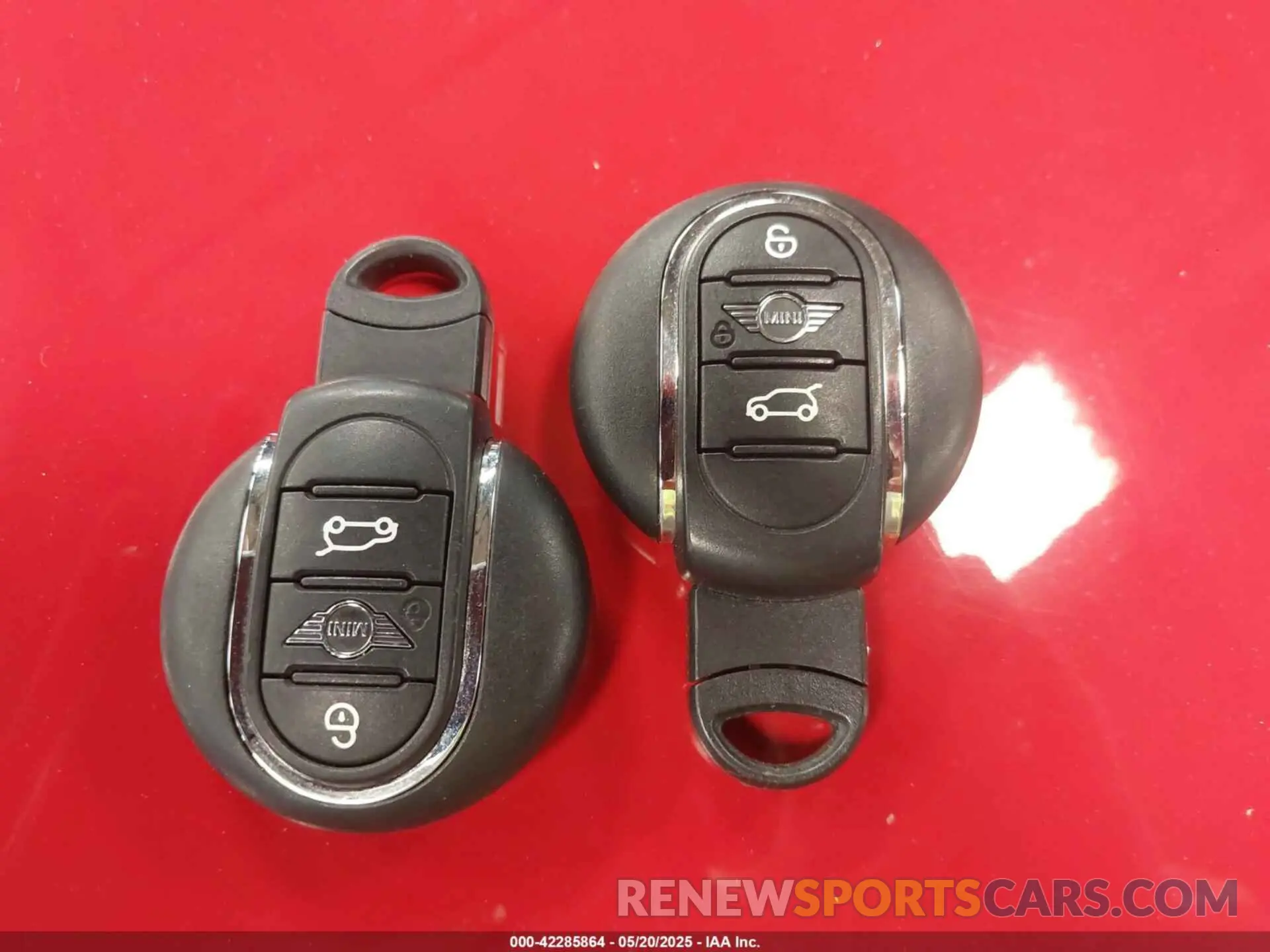 11 Photograph of a damaged car WMWXU1C57K2J02108 MINI HARDTOP 2019