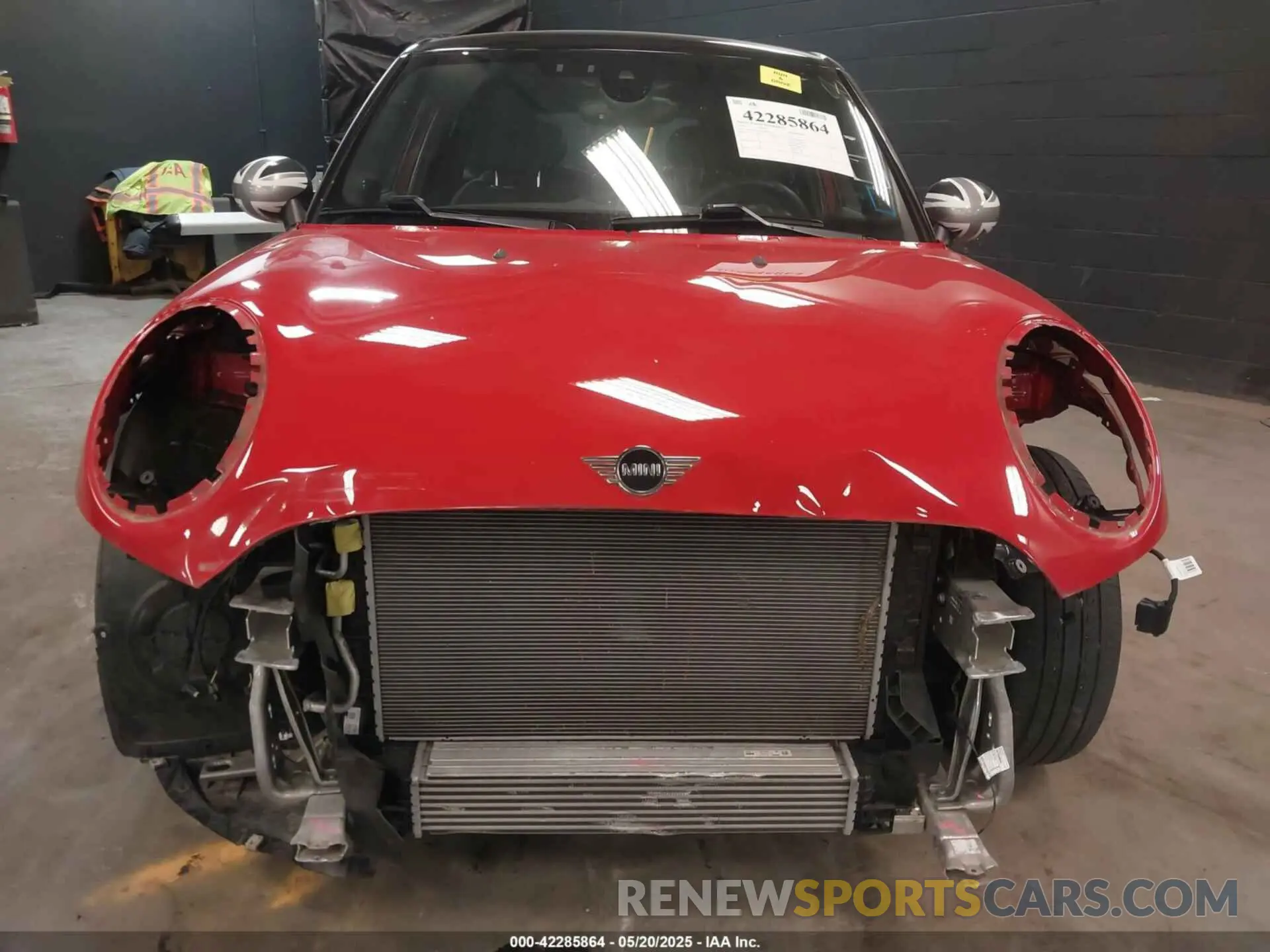6 Photograph of a damaged car WMWXU1C57K2J02108 MINI HARDTOP 2019