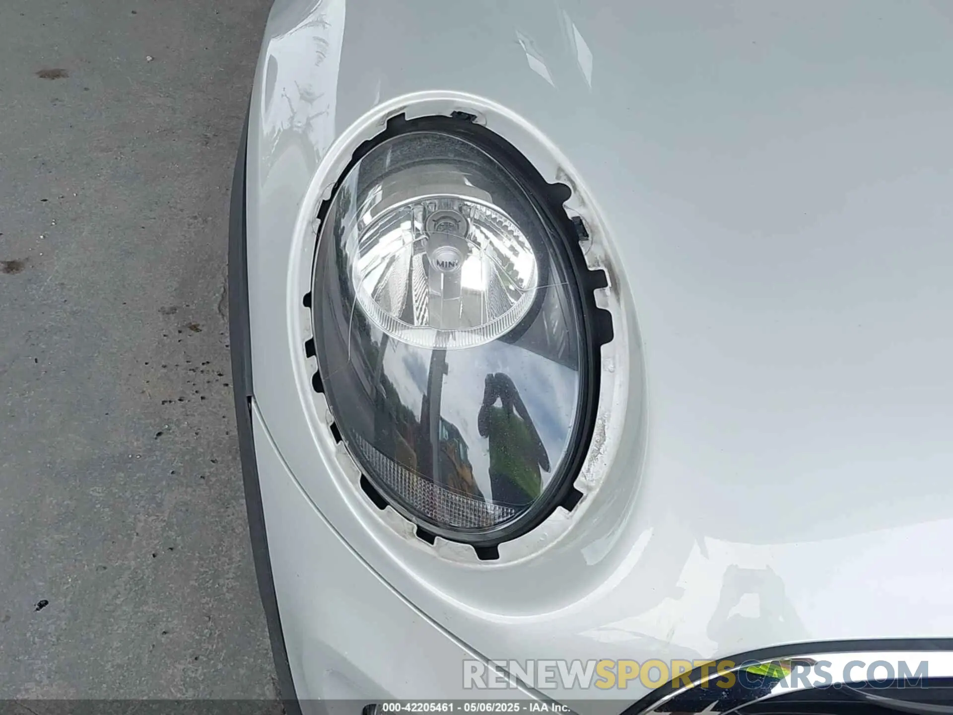 6 Photograph of a damaged car WMWXU1C59K2J02305 MINI HARDTOP 2019