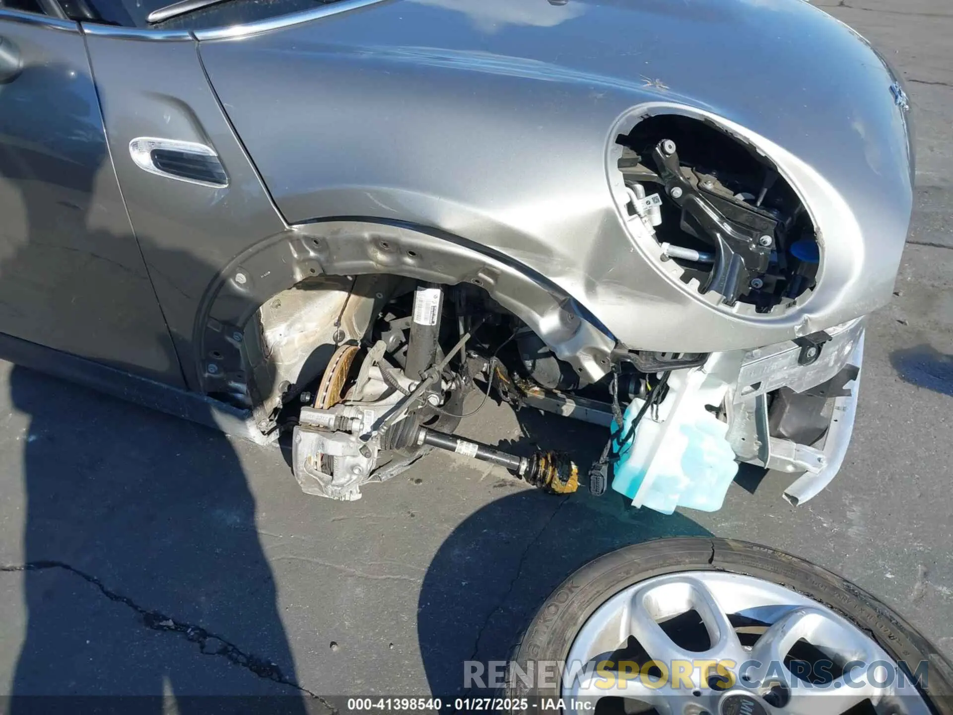 6 Photograph of a damaged car WMWXU1C59K2L24715 MINI HARDTOP 2019