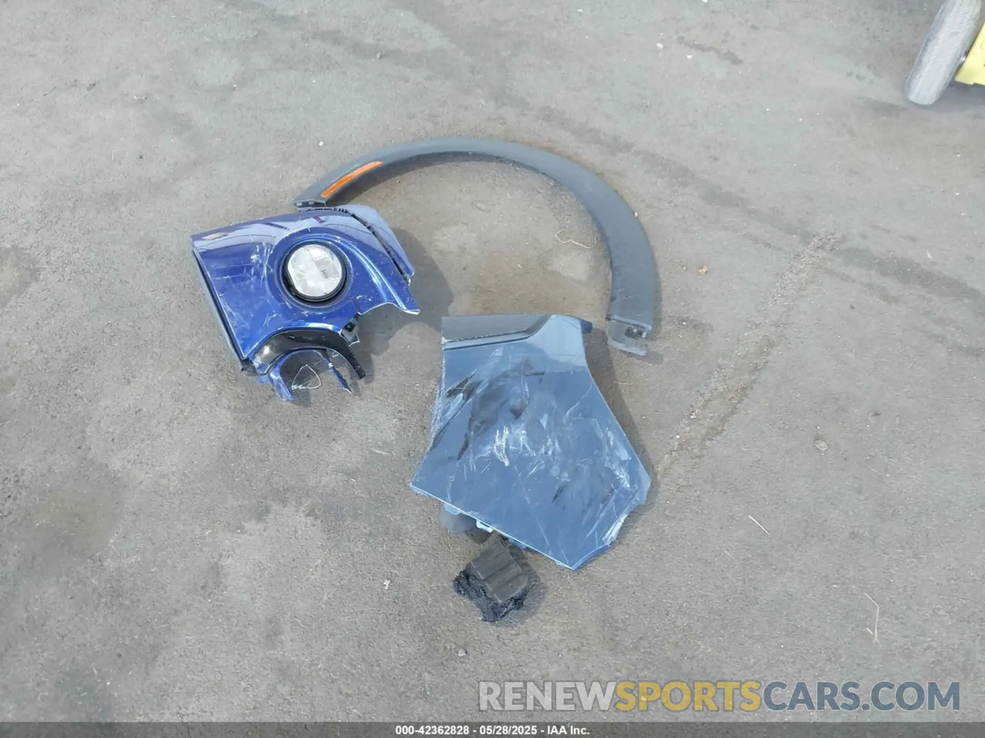 12 Photograph of a damaged car WMWXU3C56K2H54765 MINI HARDTOP 2019