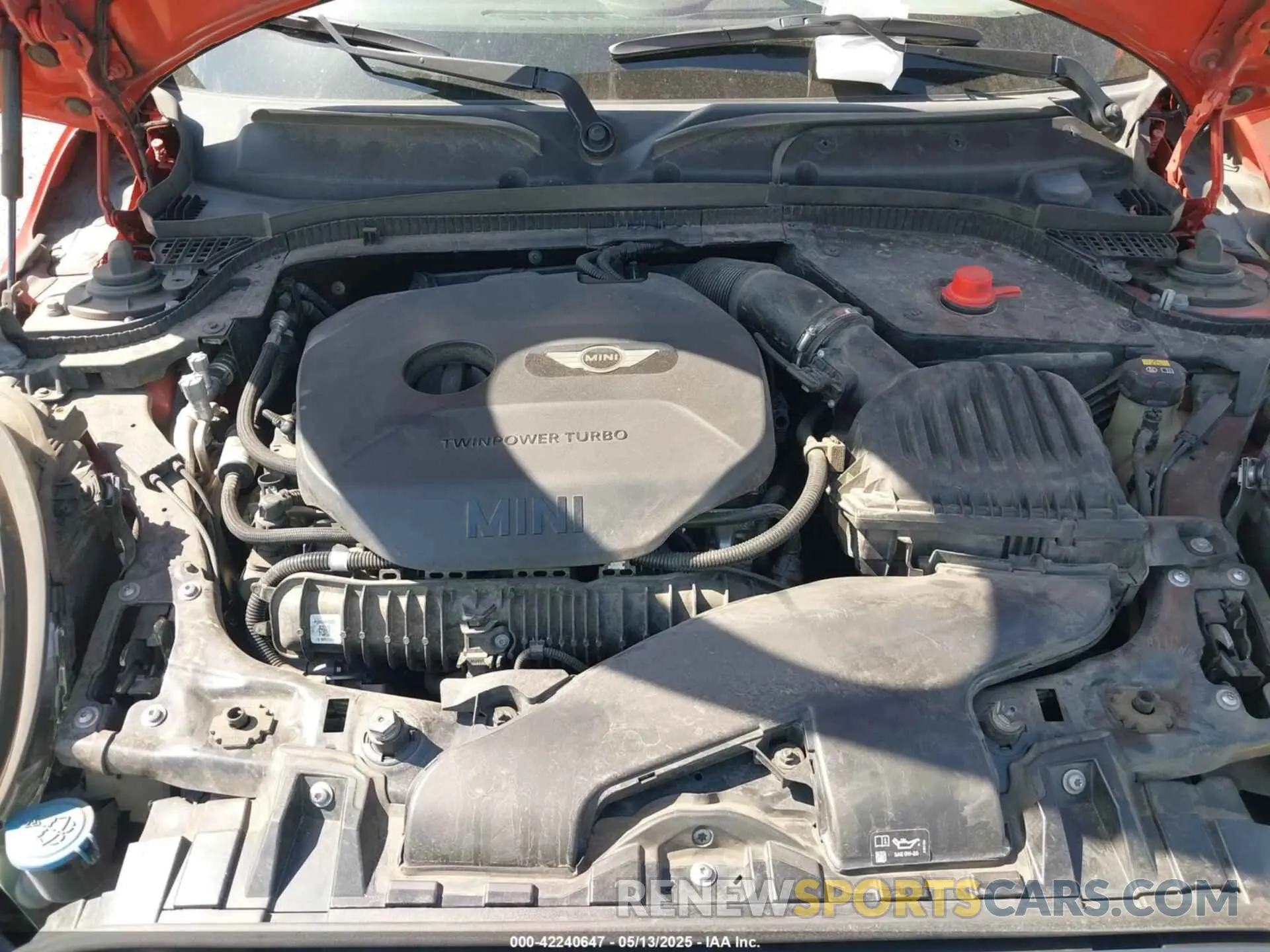10 Photograph of a damaged car WMWXU3C57K2B64946 MINI HARDTOP 2019