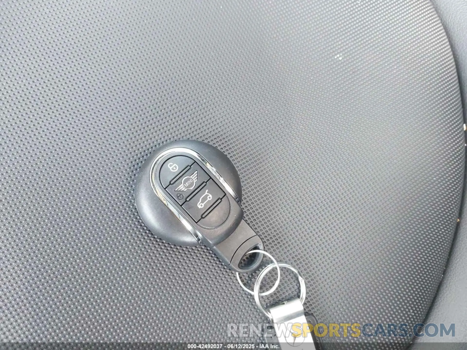 11 Photograph of a damaged car WMWXU3C57K2H54547 MINI HARDTOP 2019