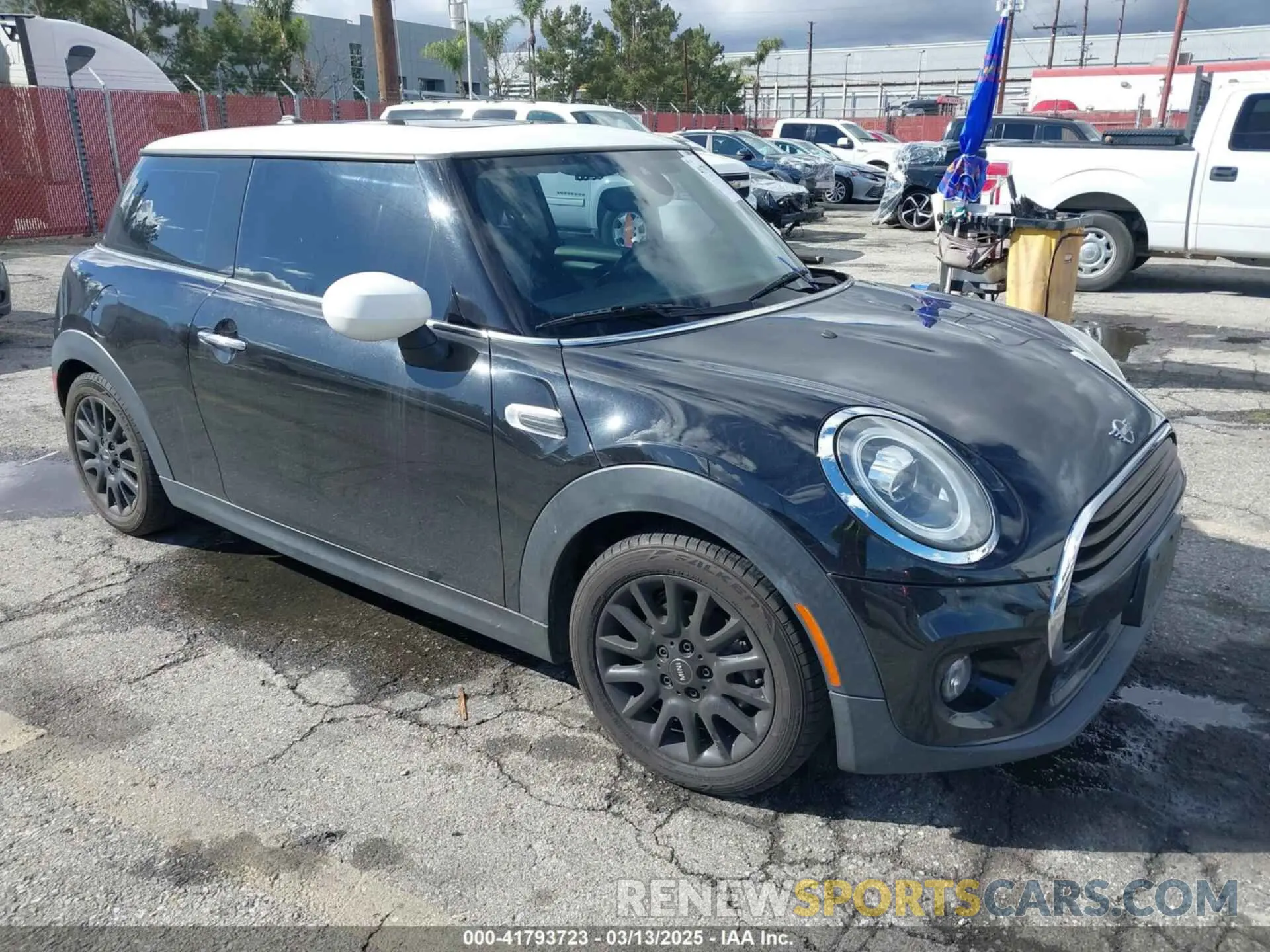 1 Photograph of a damaged car WMWXR3C02L2M01430 MINI HARDTOP 2020
