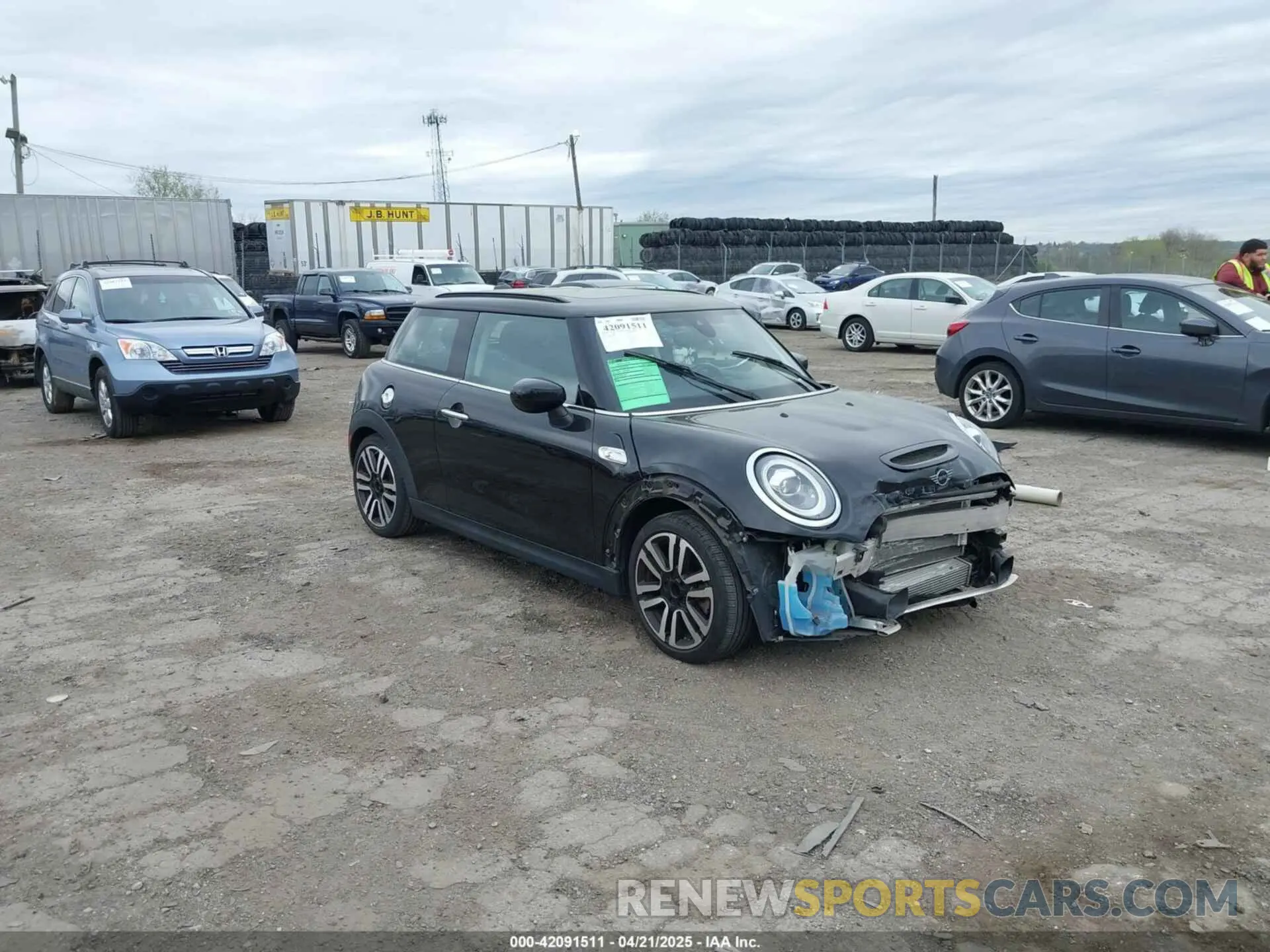 1 Photograph of a damaged car WMWXR5C00L2L44737 MINI HARDTOP 2020