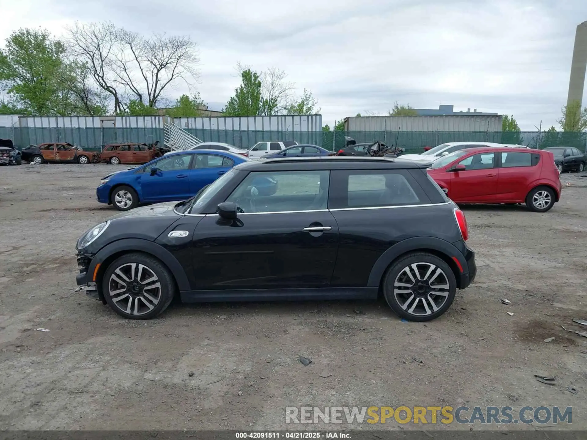 15 Photograph of a damaged car WMWXR5C00L2L44737 MINI HARDTOP 2020