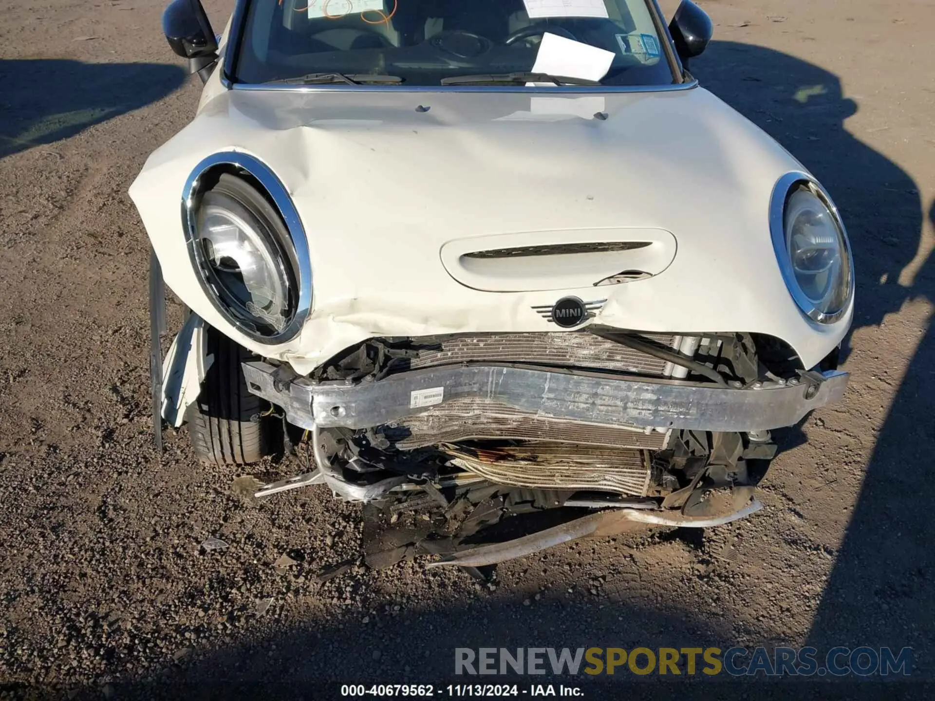 18 Photograph of a damaged car WMWXR5C00L2L49498 MINI HARDTOP 2020