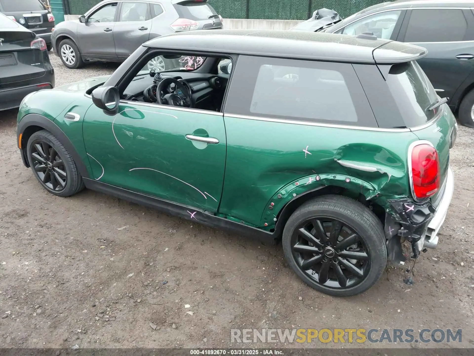 3 Photograph of a damaged car WMWXR3C09M2N45834 MINI HARDTOP 2021