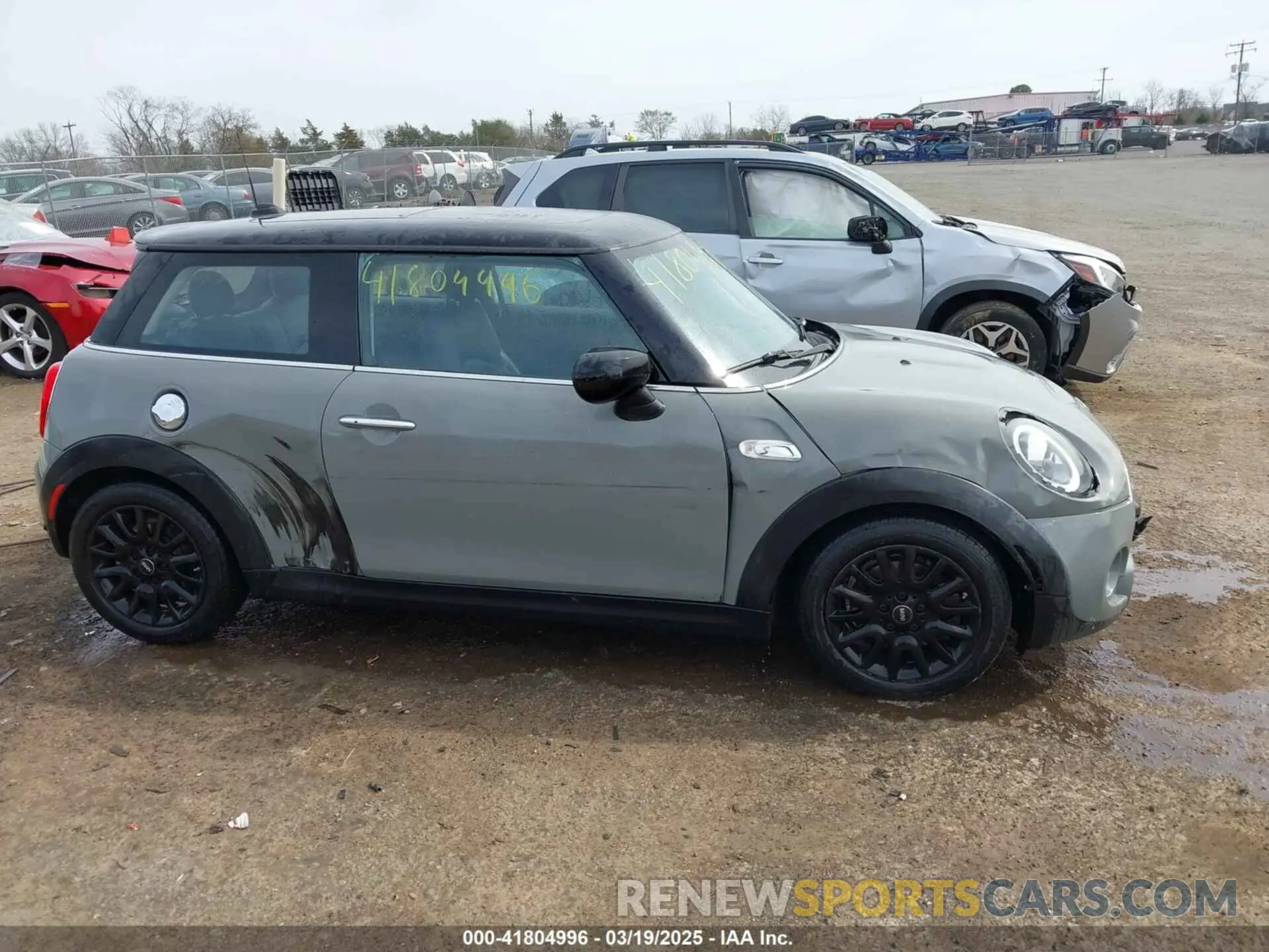 13 Photograph of a damaged car WMWXR5C08M2N12724 MINI HARDTOP 2021