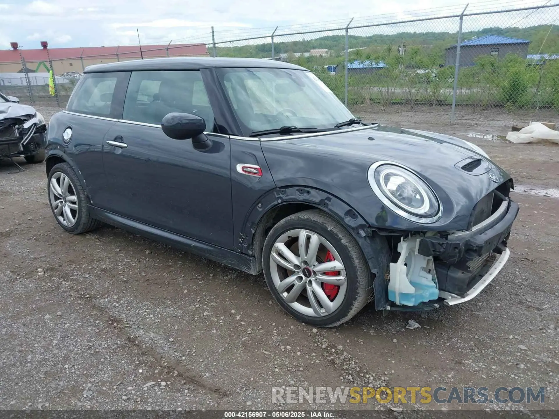 1 Photograph of a damaged car WMWXR9C00M2P18238 MINI HARDTOP 2021
