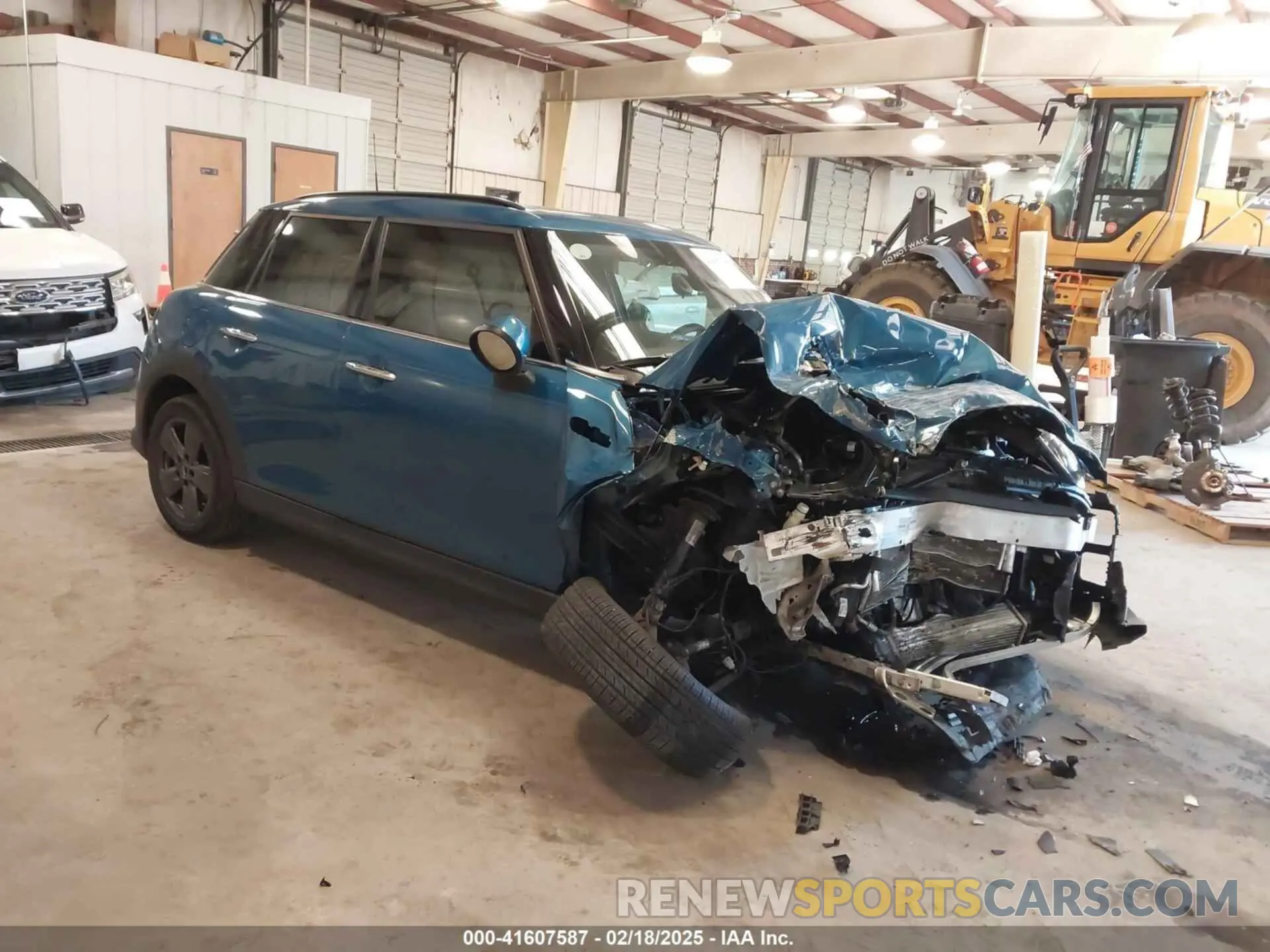 1 Photograph of a damaged car WMW33DK03N2R03891 MINI HARDTOP 2022