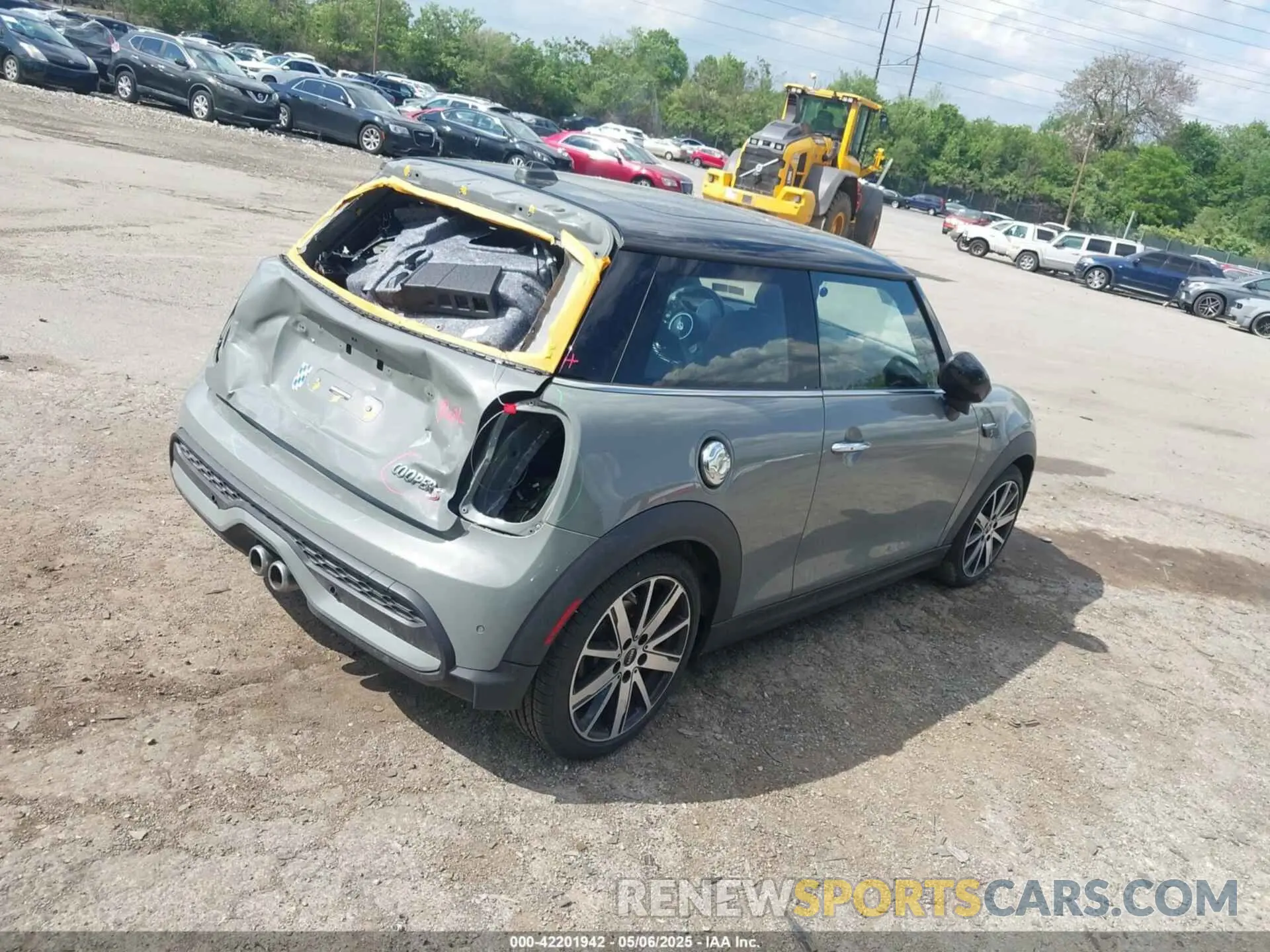 4 Photograph of a damaged car WMW53DH06N2R68444 MINI HARDTOP 2022