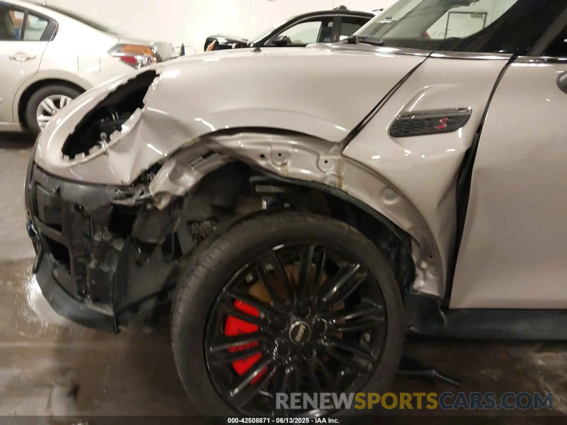 6 Photograph of a damaged car WMW53DK03N2R24068 MINI HARDTOP 2022