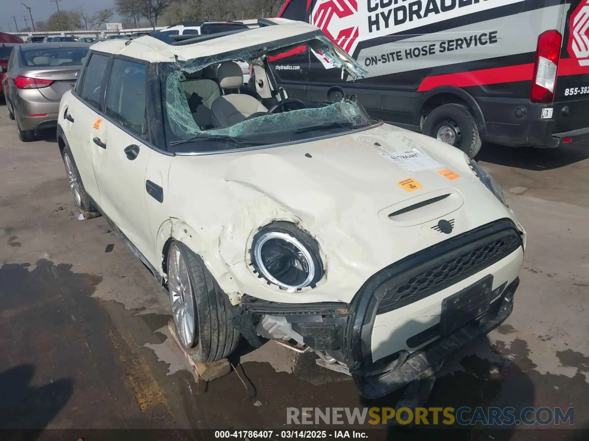 1 Photograph of a damaged car WMW53DK09N2P79411 MINI HARDTOP 2022