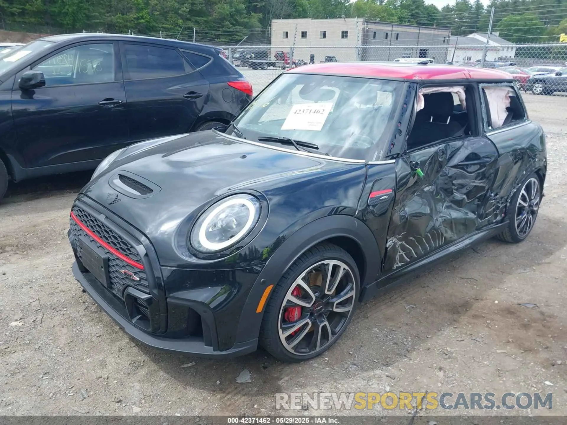 2 Photograph of a damaged car WMW73DH08P2T28604 MINI HARDTOP 2023
