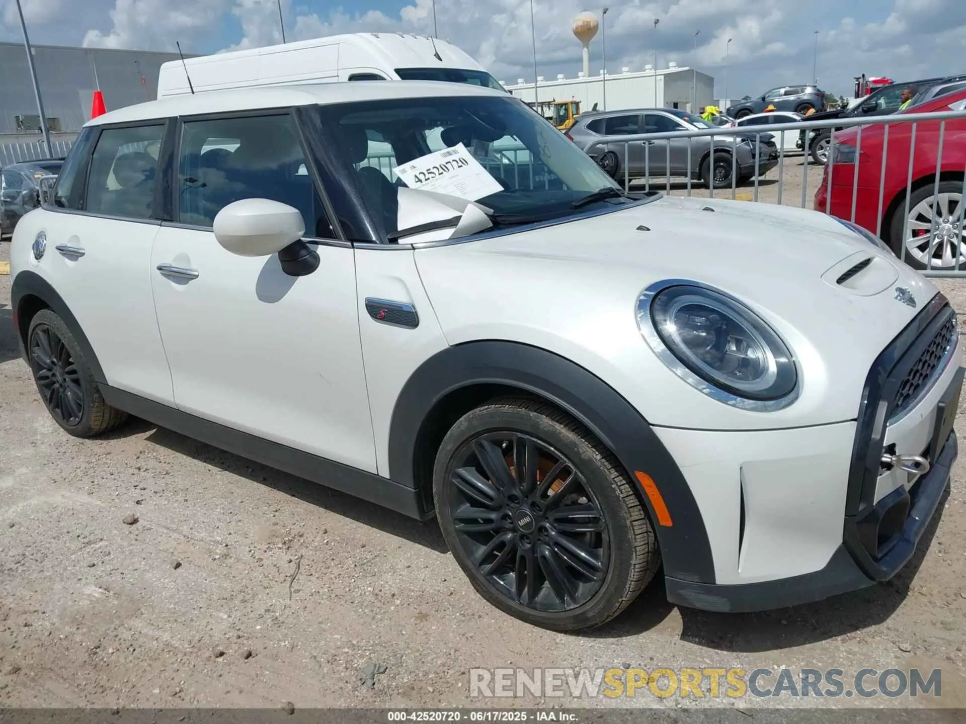 1 Photograph of a damaged car WMW53DK00R2V08730 MINI HARDTOP 2024