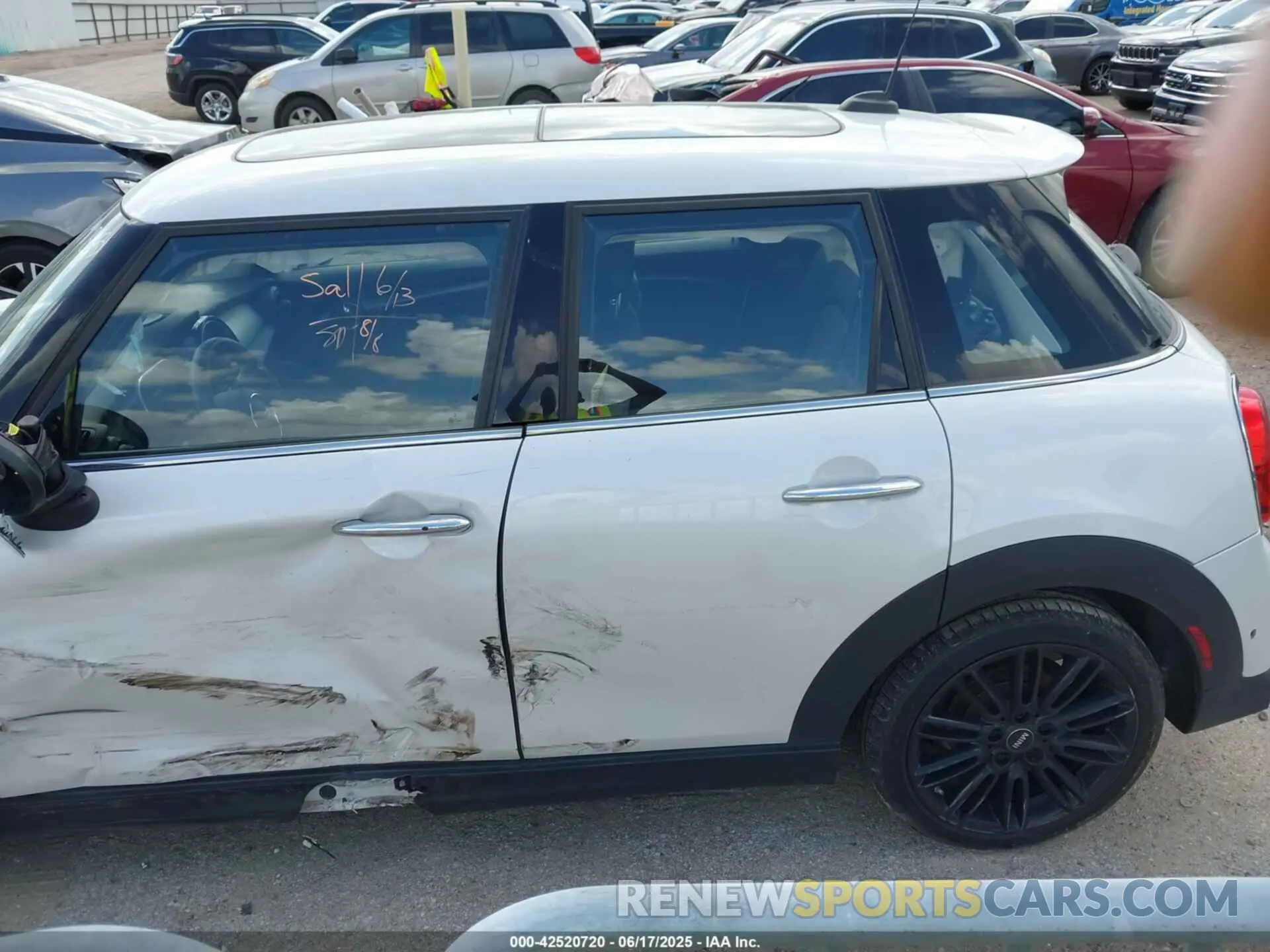 13 Photograph of a damaged car WMW53DK00R2V08730 MINI HARDTOP 2024