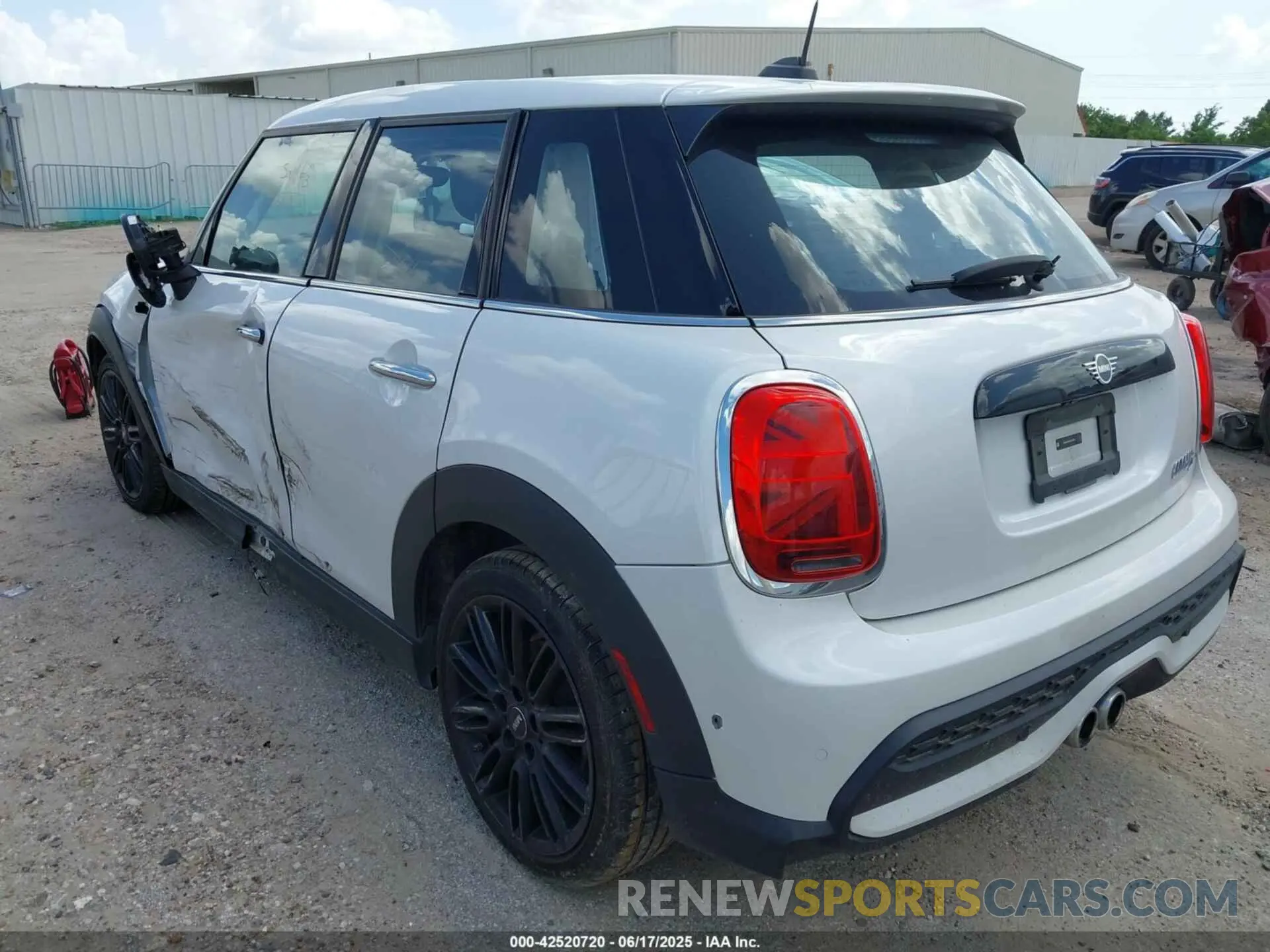 3 Photograph of a damaged car WMW53DK00R2V08730 MINI HARDTOP 2024