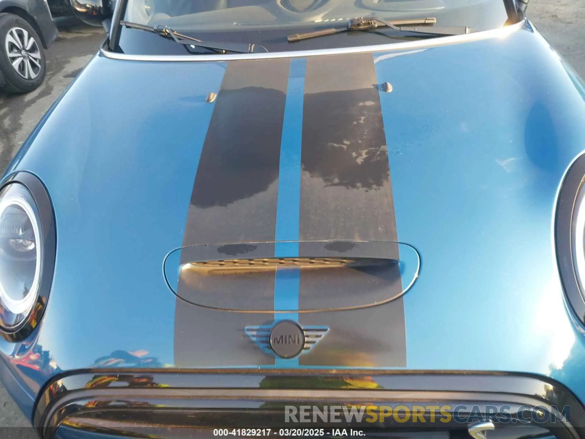 10 Photograph of a damaged car WMW13DJ09N2R91354 MINI SE HARDTOP 2022