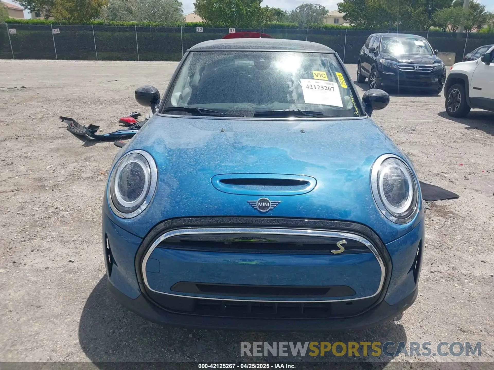 13 Photograph of a damaged car WMW13DJ00R2V90507 MINI SE HARDTOP 2024