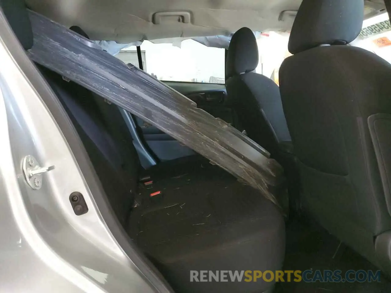11 Photograph of a damaged car JA4ATVAA9NZ041613 MITSUBISHI ECLIPSE 2022