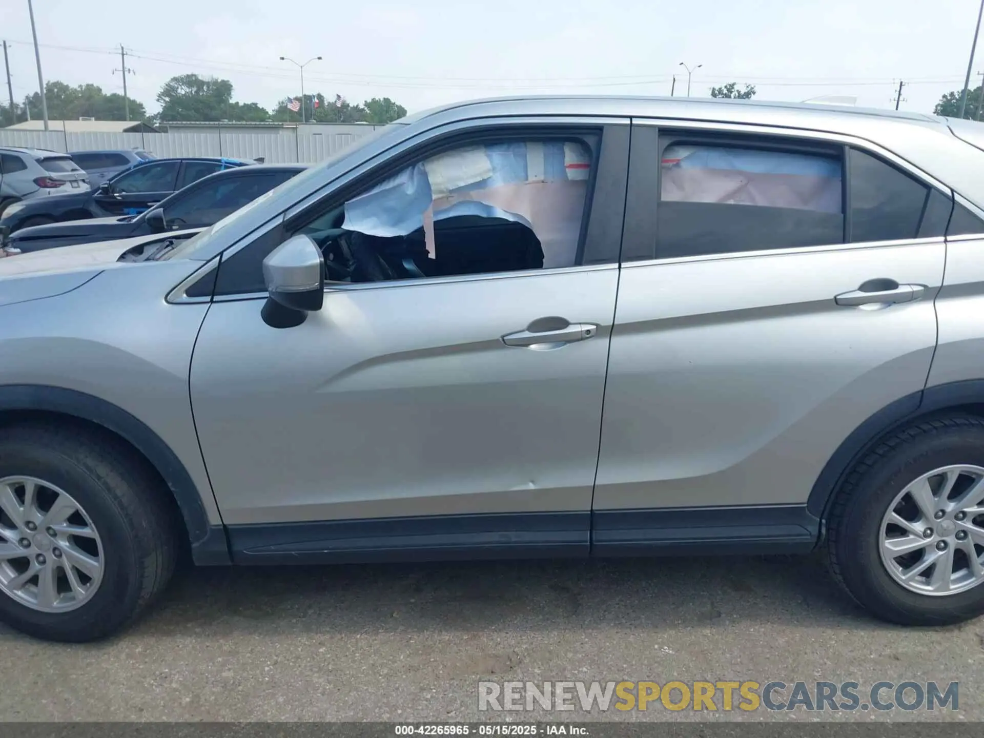 13 Photograph of a damaged car JA4AS3AA1KZ024551 MITSUBISHI ECLIPSE CROSS 2019