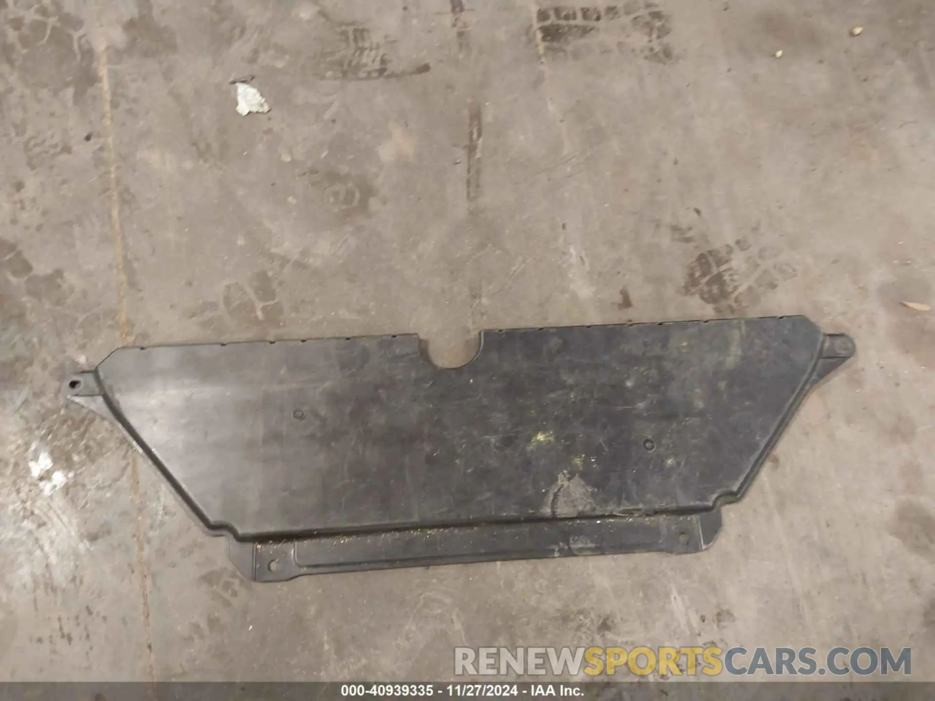 12 Photograph of a damaged car JA4AS3AA4KZ040260 MITSUBISHI ECLIPSE CROSS 2019