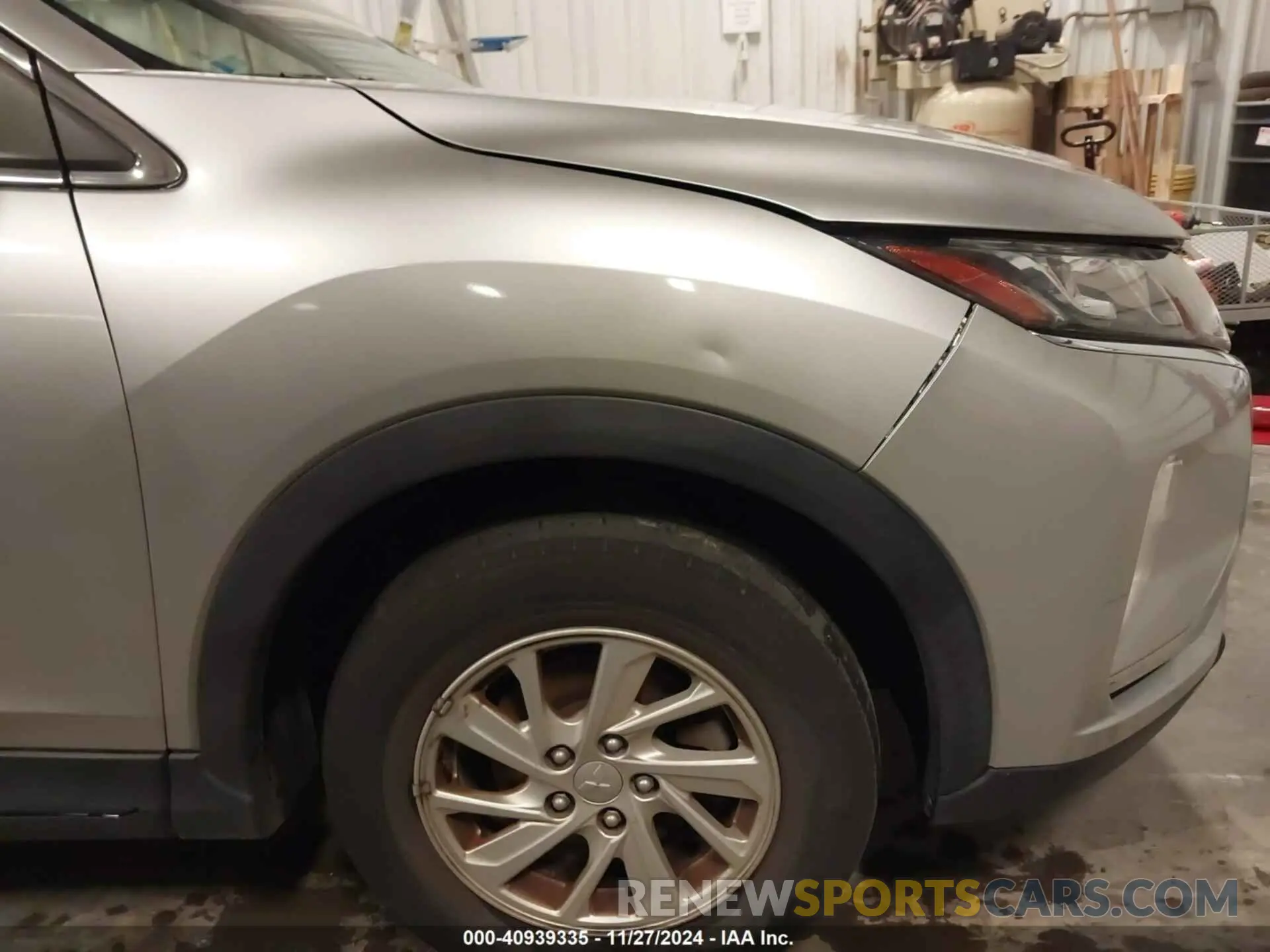 19 Photograph of a damaged car JA4AS3AA4KZ040260 MITSUBISHI ECLIPSE CROSS 2019