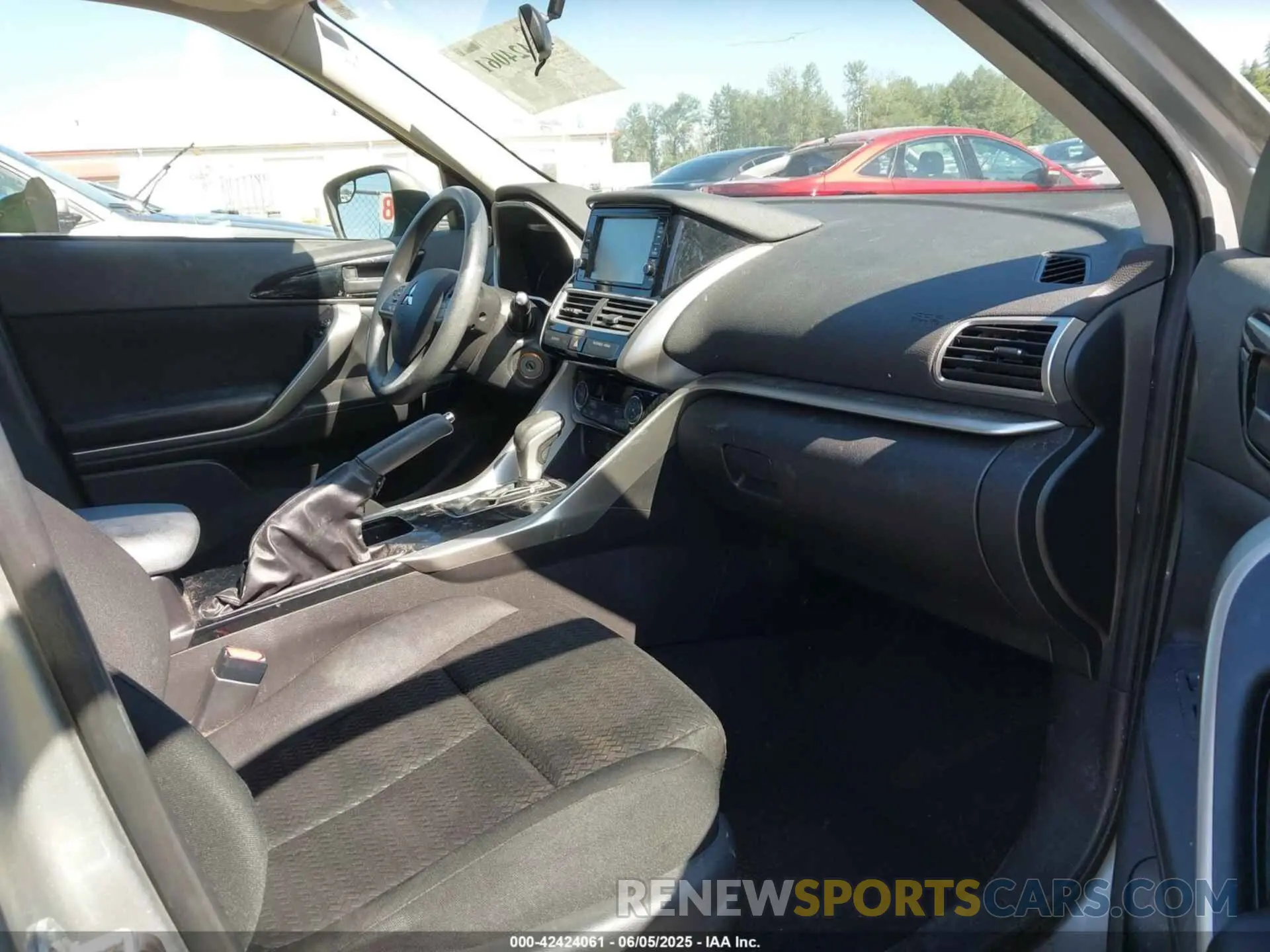 5 Photograph of a damaged car JA4AS3AA5KZ024391 MITSUBISHI ECLIPSE CROSS 2019