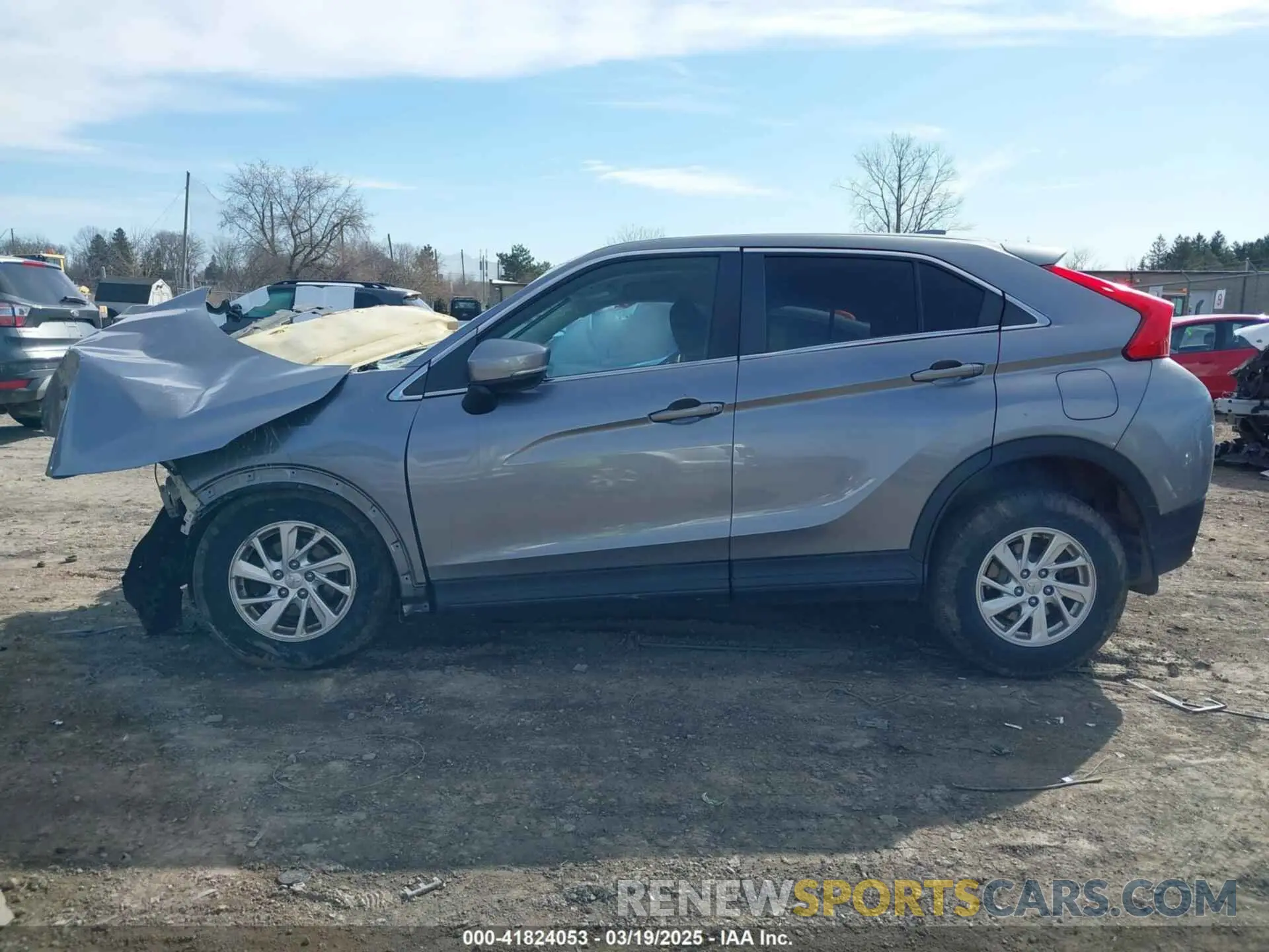 14 Photograph of a damaged car JA4AS3AAXKZ014942 MITSUBISHI ECLIPSE CROSS 2019
