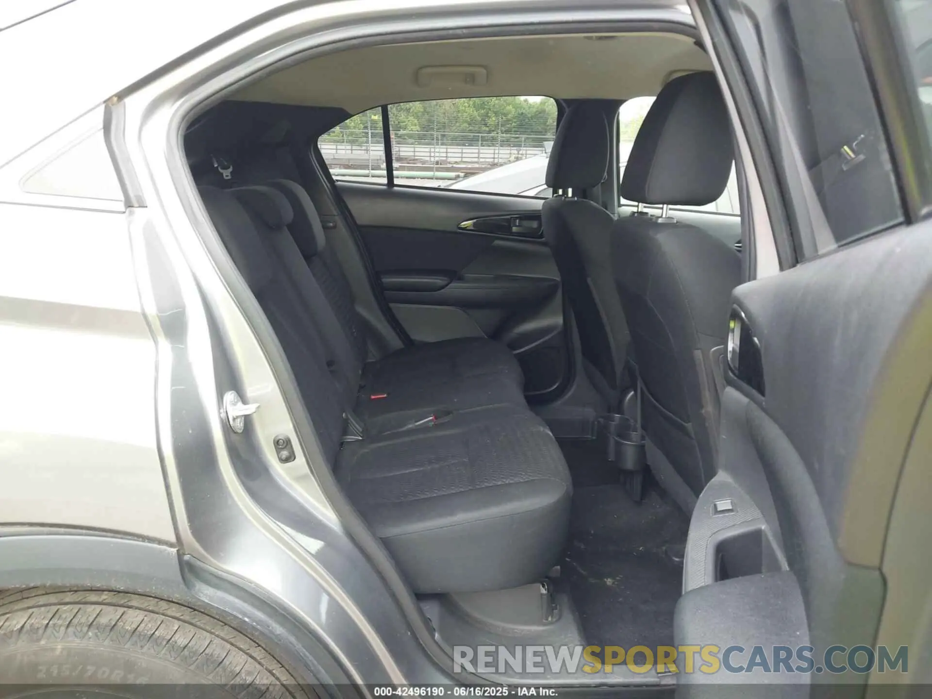 8 Photograph of a damaged car JA4AT3AA7KZ028956 MITSUBISHI ECLIPSE CROSS 2019