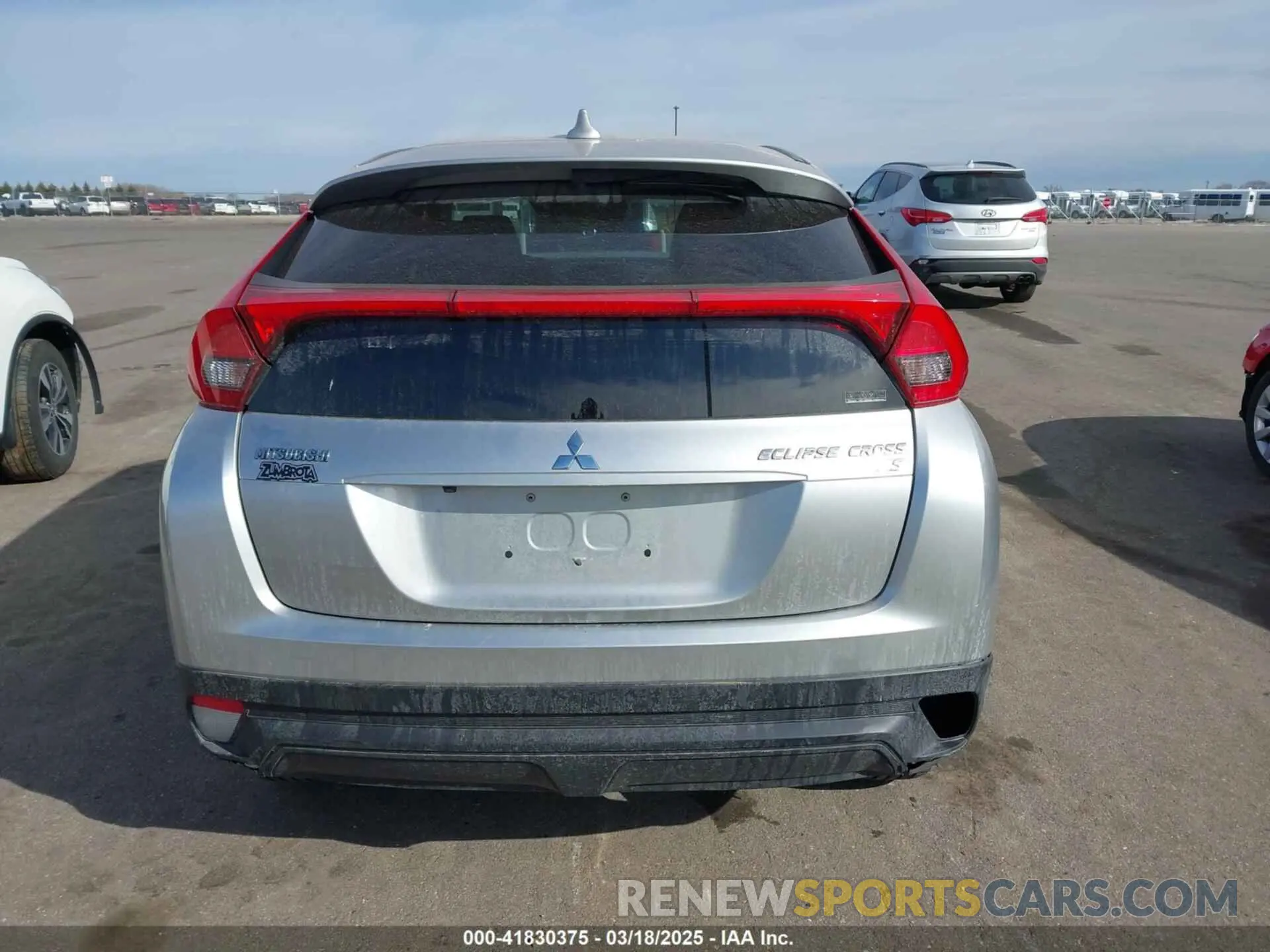 17 Photograph of a damaged car JA4AT3AA9KZ040347 MITSUBISHI ECLIPSE CROSS 2019
