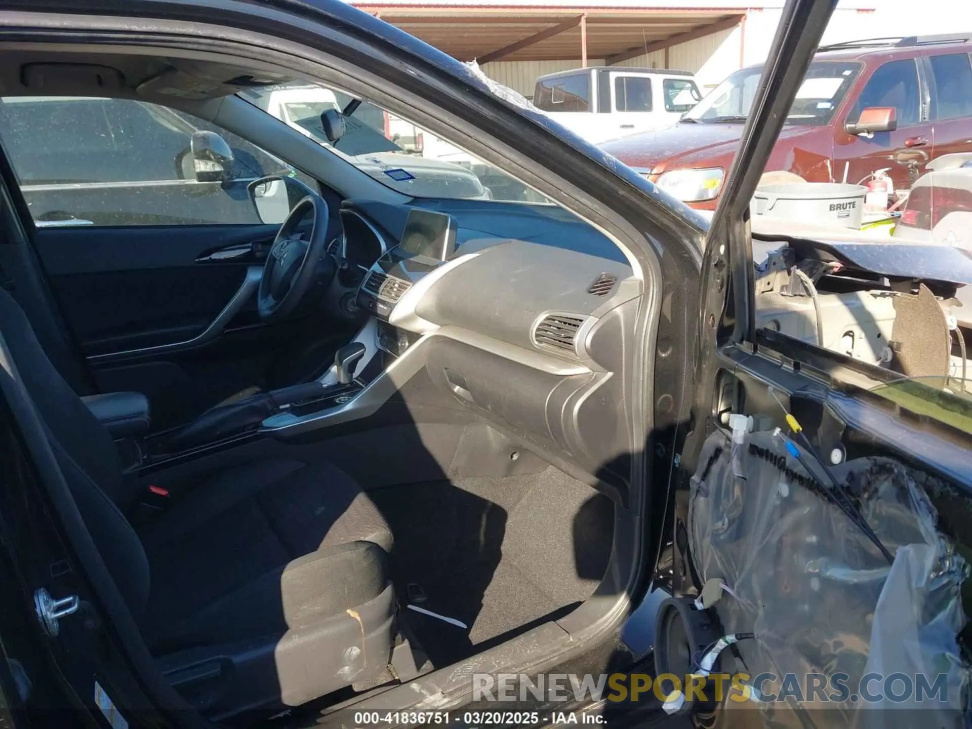 5 Photograph of a damaged car JA4AT4AA1KZ000477 MITSUBISHI ECLIPSE CROSS 2019