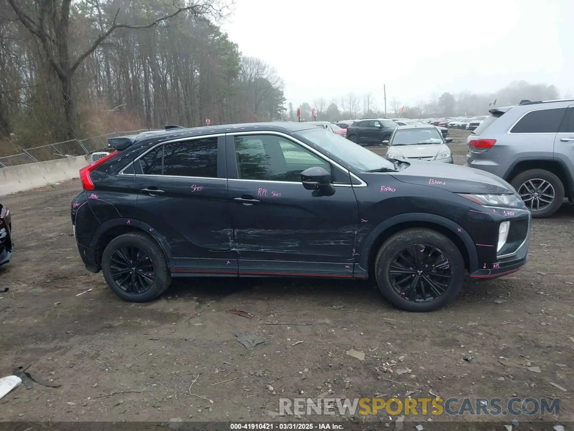 13 Photograph of a damaged car JA4AT4AA5KZ029187 MITSUBISHI ECLIPSE CROSS 2019