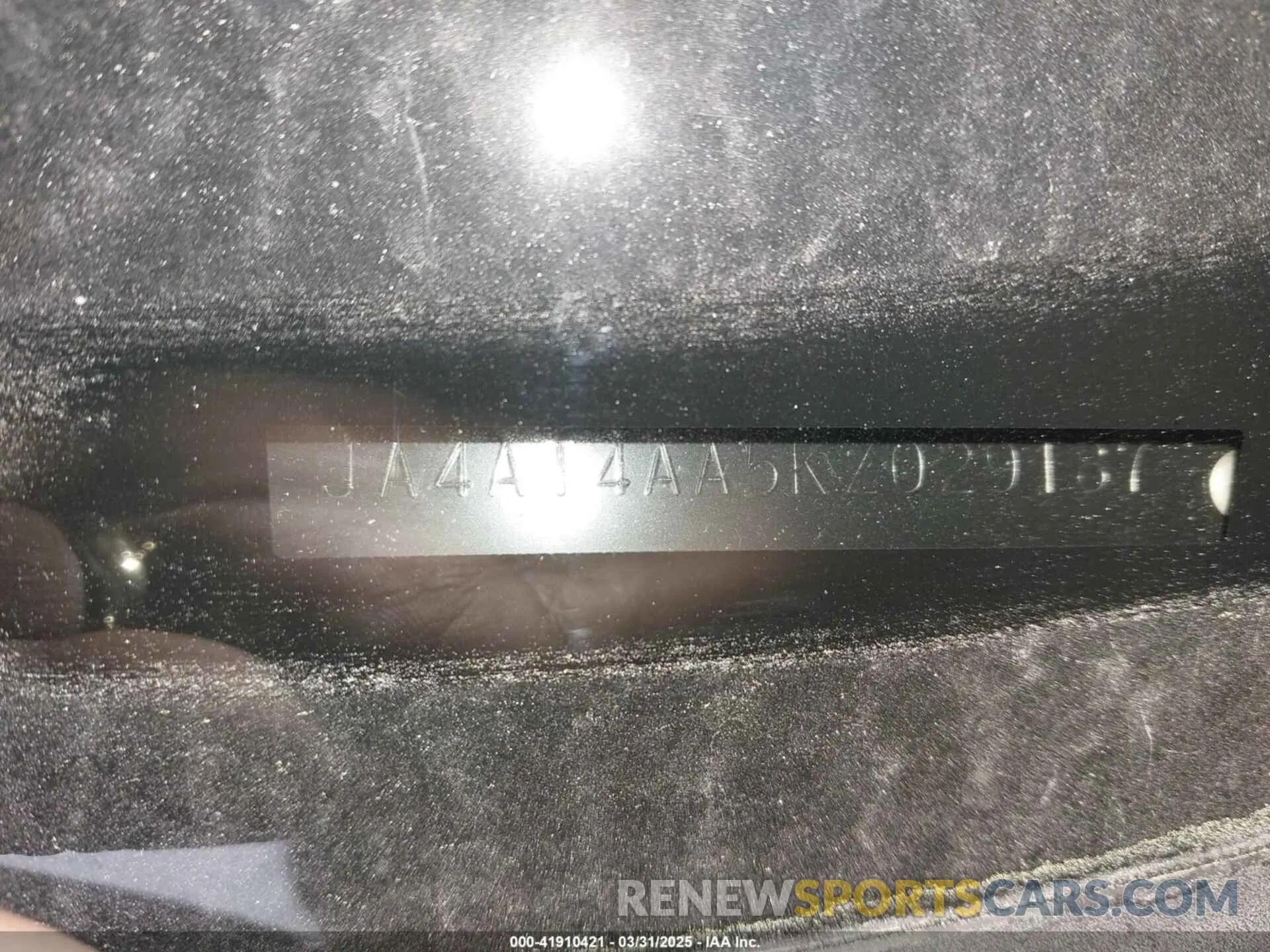 17 Photograph of a damaged car JA4AT4AA5KZ029187 MITSUBISHI ECLIPSE CROSS 2019