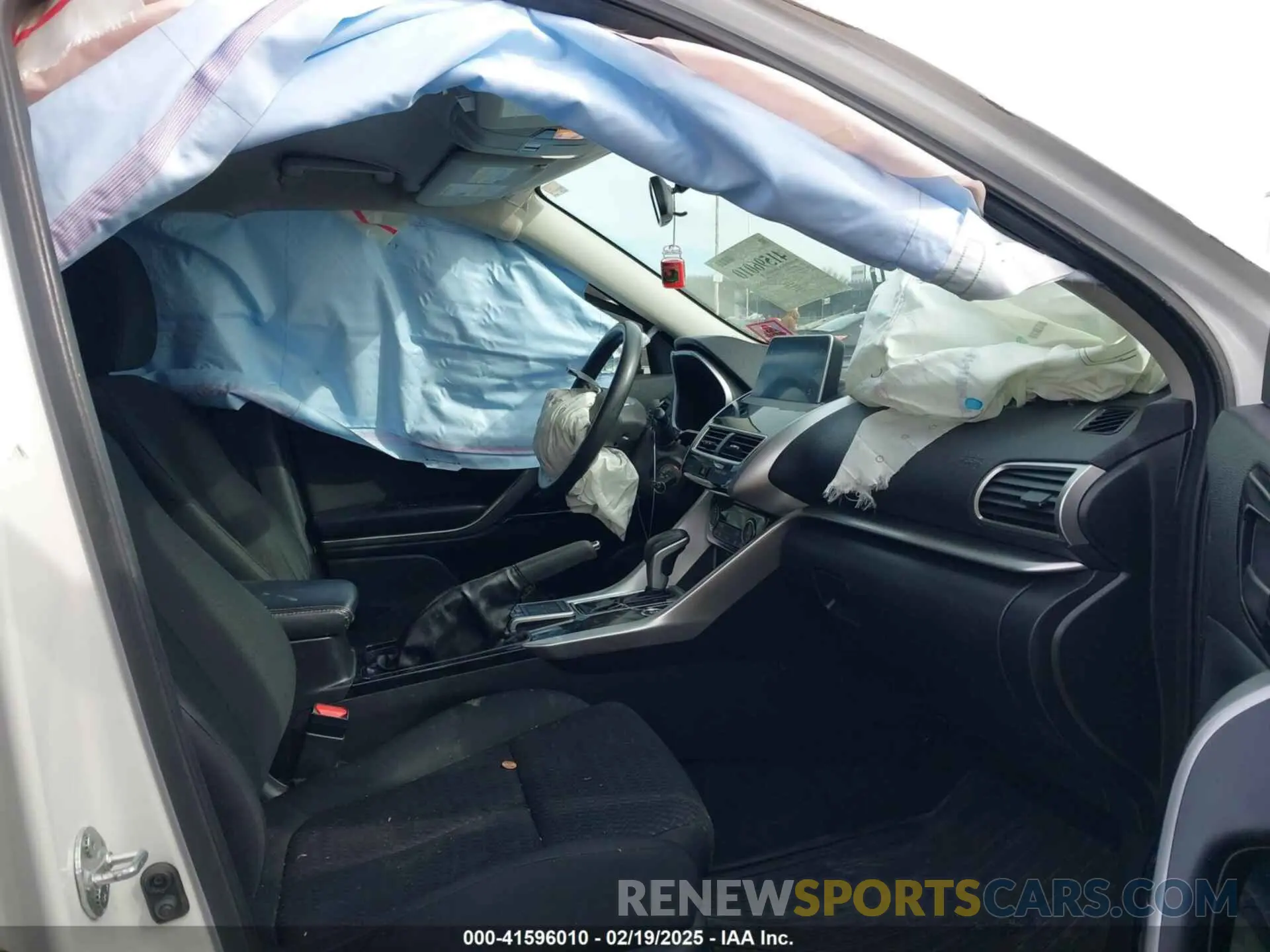 5 Photograph of a damaged car JA4AT4AA9KZ021996 MITSUBISHI ECLIPSE CROSS 2019