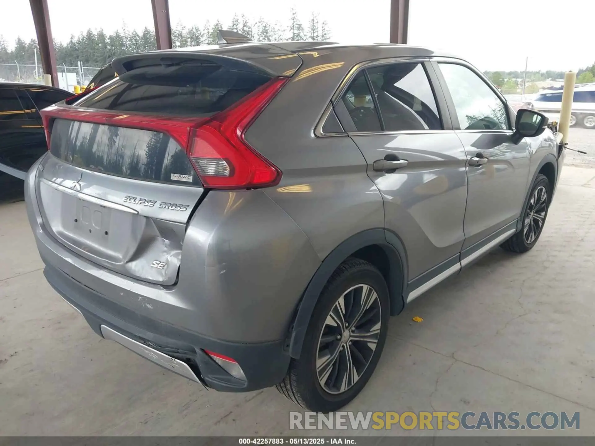 4 Photograph of a damaged car JA4AT5AA0KZ022332 MITSUBISHI ECLIPSE CROSS 2019