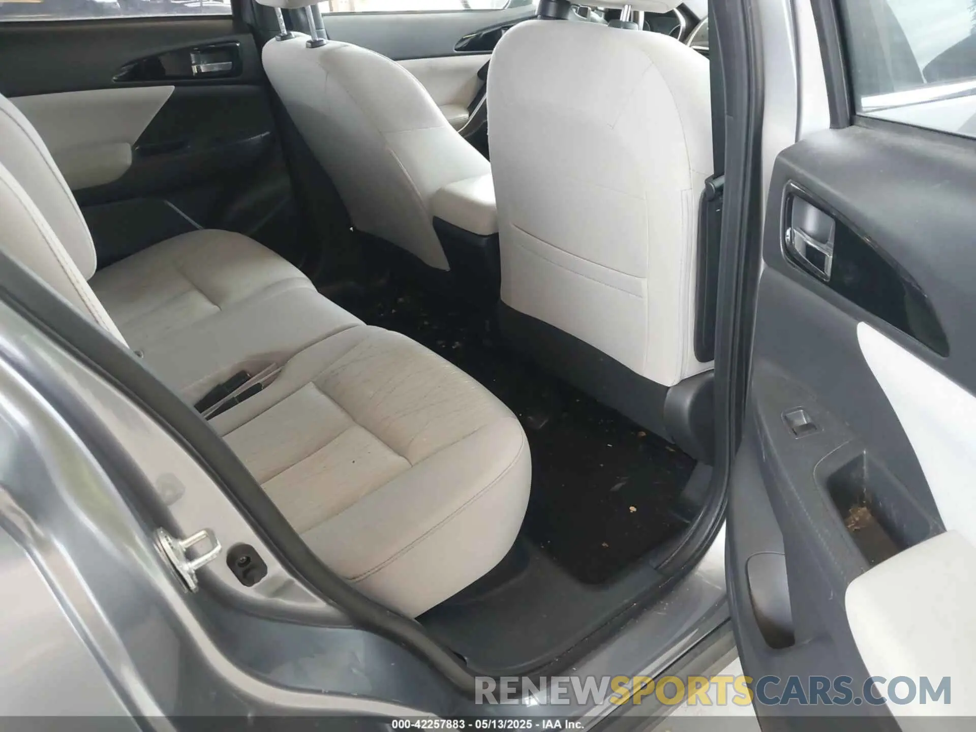 8 Photograph of a damaged car JA4AT5AA0KZ022332 MITSUBISHI ECLIPSE CROSS 2019
