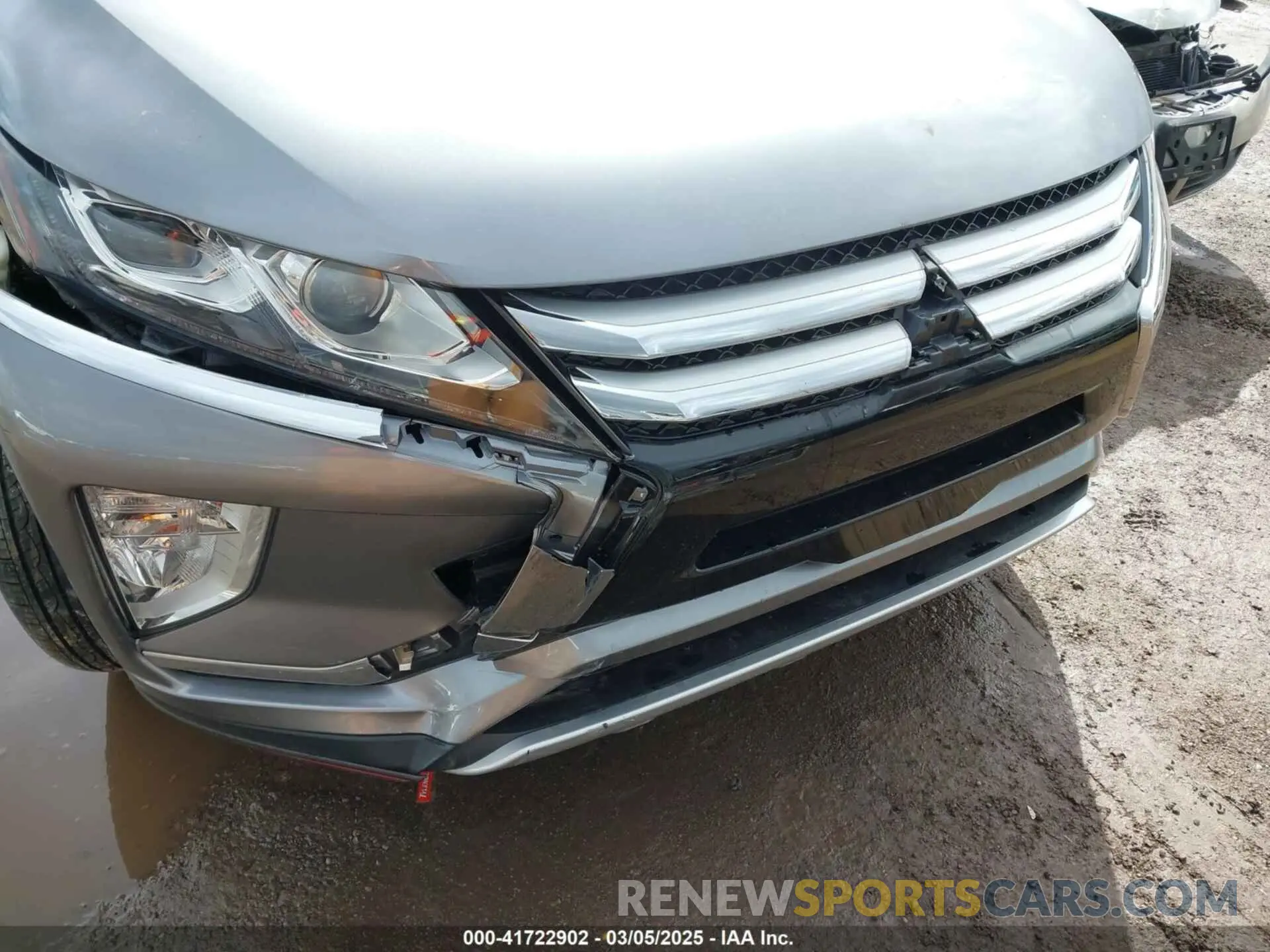 18 Photograph of a damaged car JA4AT5AA0KZ023948 MITSUBISHI ECLIPSE CROSS 2019