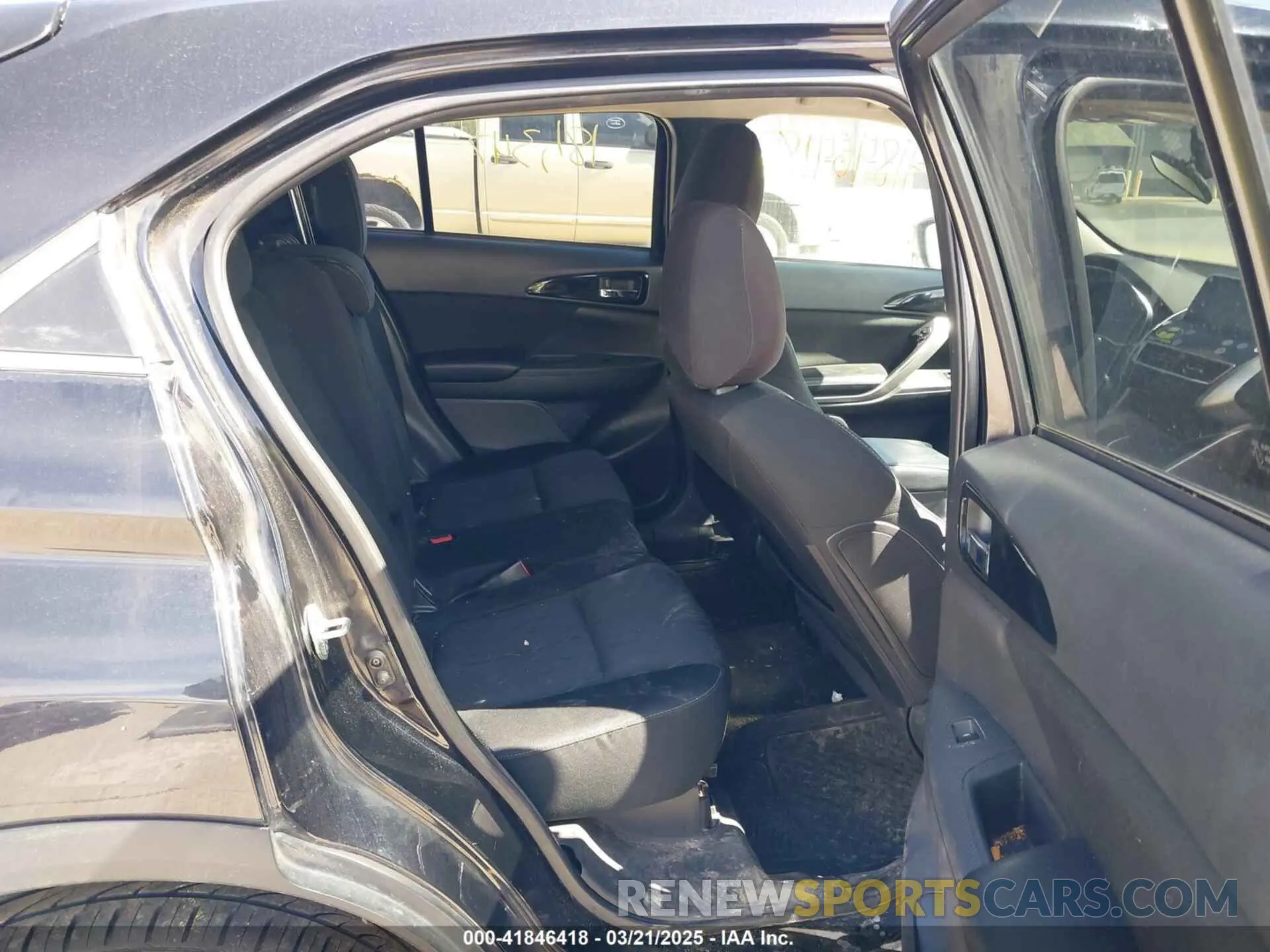 8 Photograph of a damaged car JA4AT5AA6KZ024232 MITSUBISHI ECLIPSE CROSS 2019