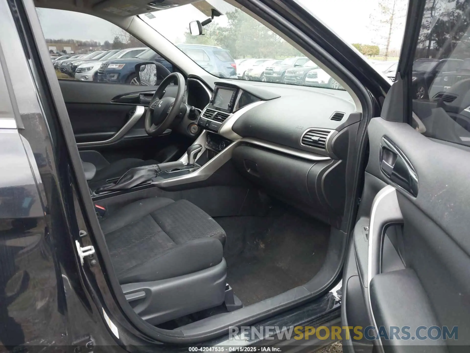 5 Photograph of a damaged car JA4AS3AA2LZ022759 MITSUBISHI ECLIPSE CROSS 2020