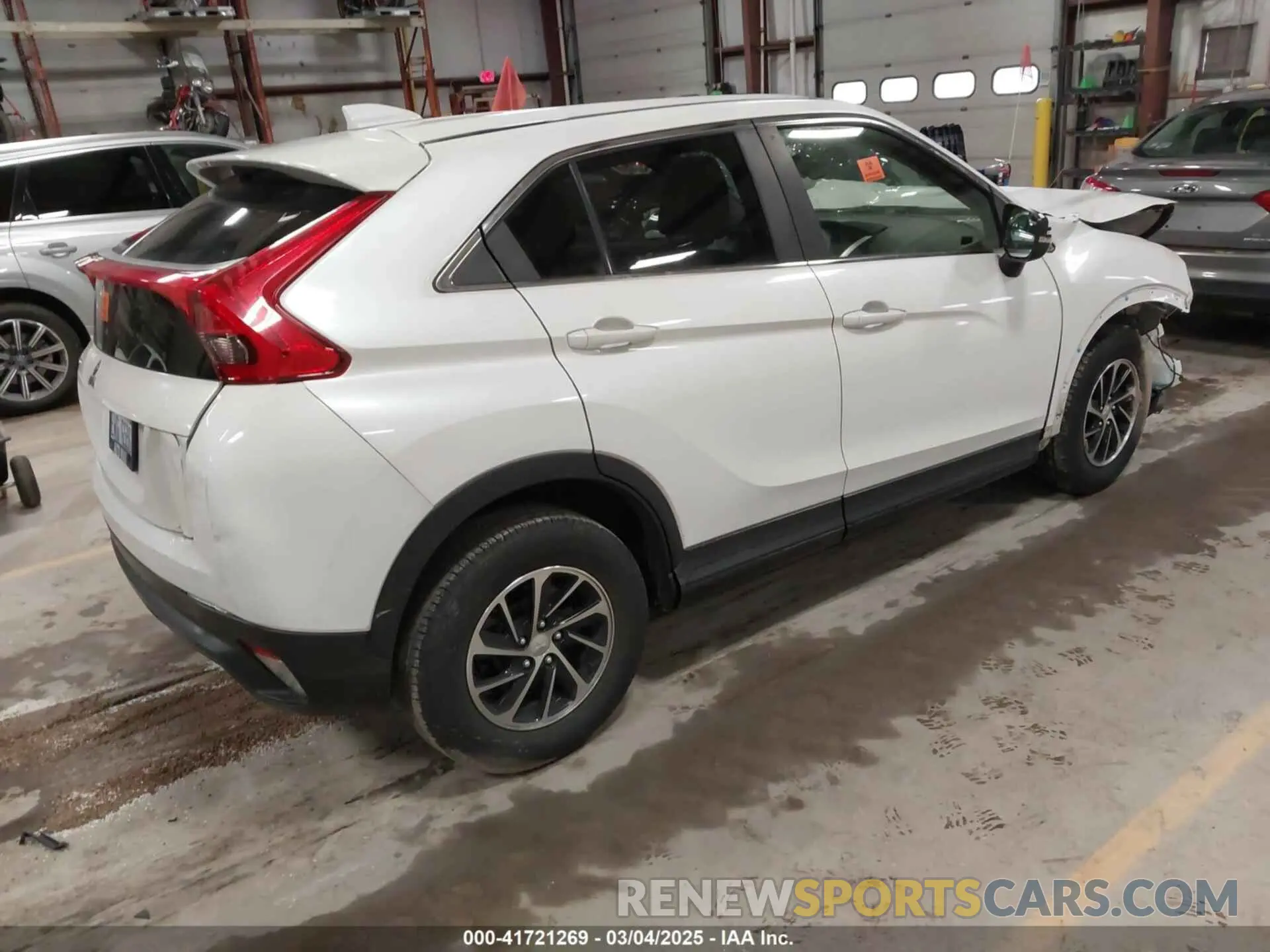 4 Photograph of a damaged car JA4AS3AA9LZ013413 MITSUBISHI ECLIPSE CROSS 2020
